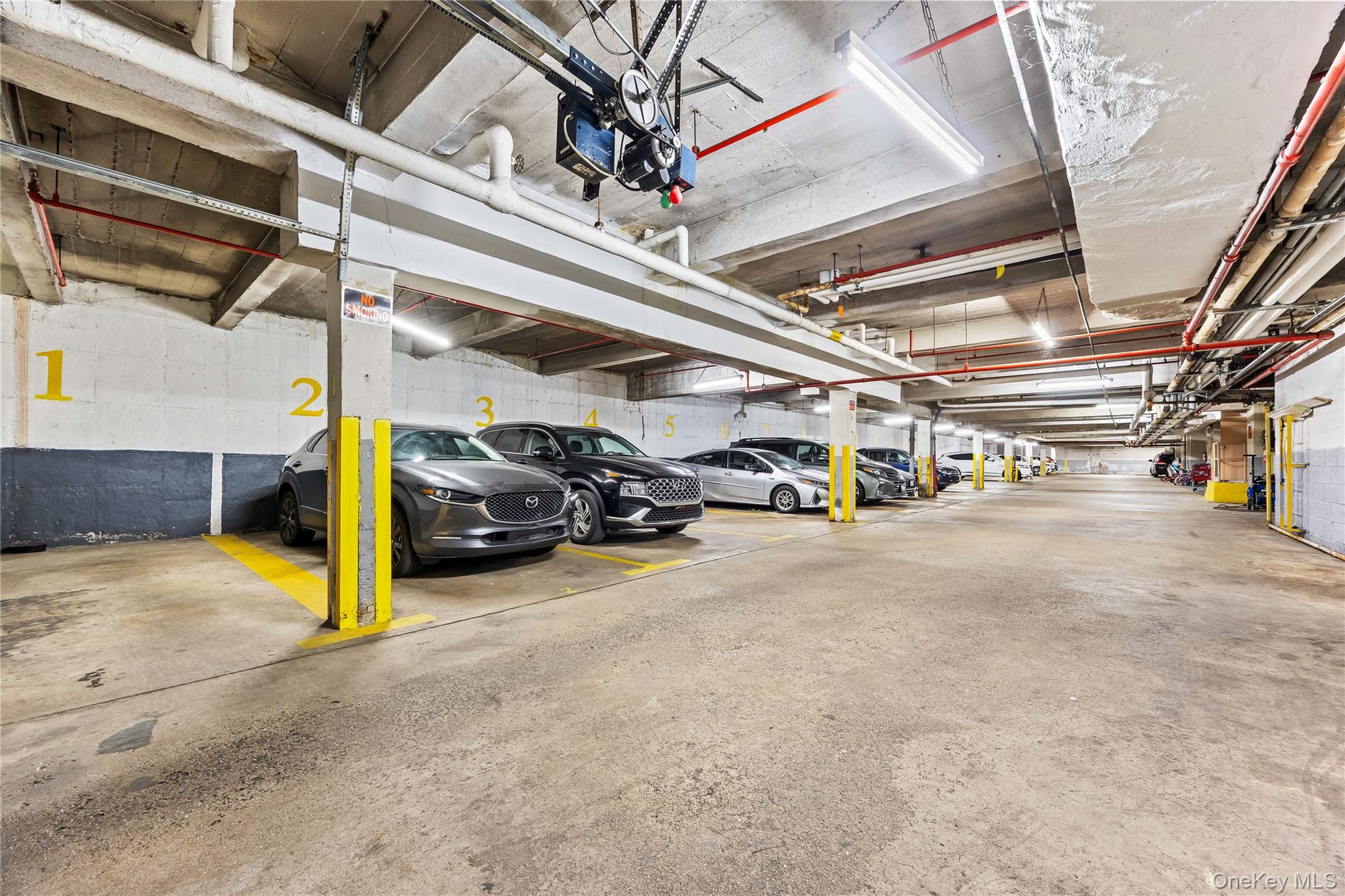 #12 photo, 150-15 79th Avenue, كوينز Kew Garden Hills , NY 11367