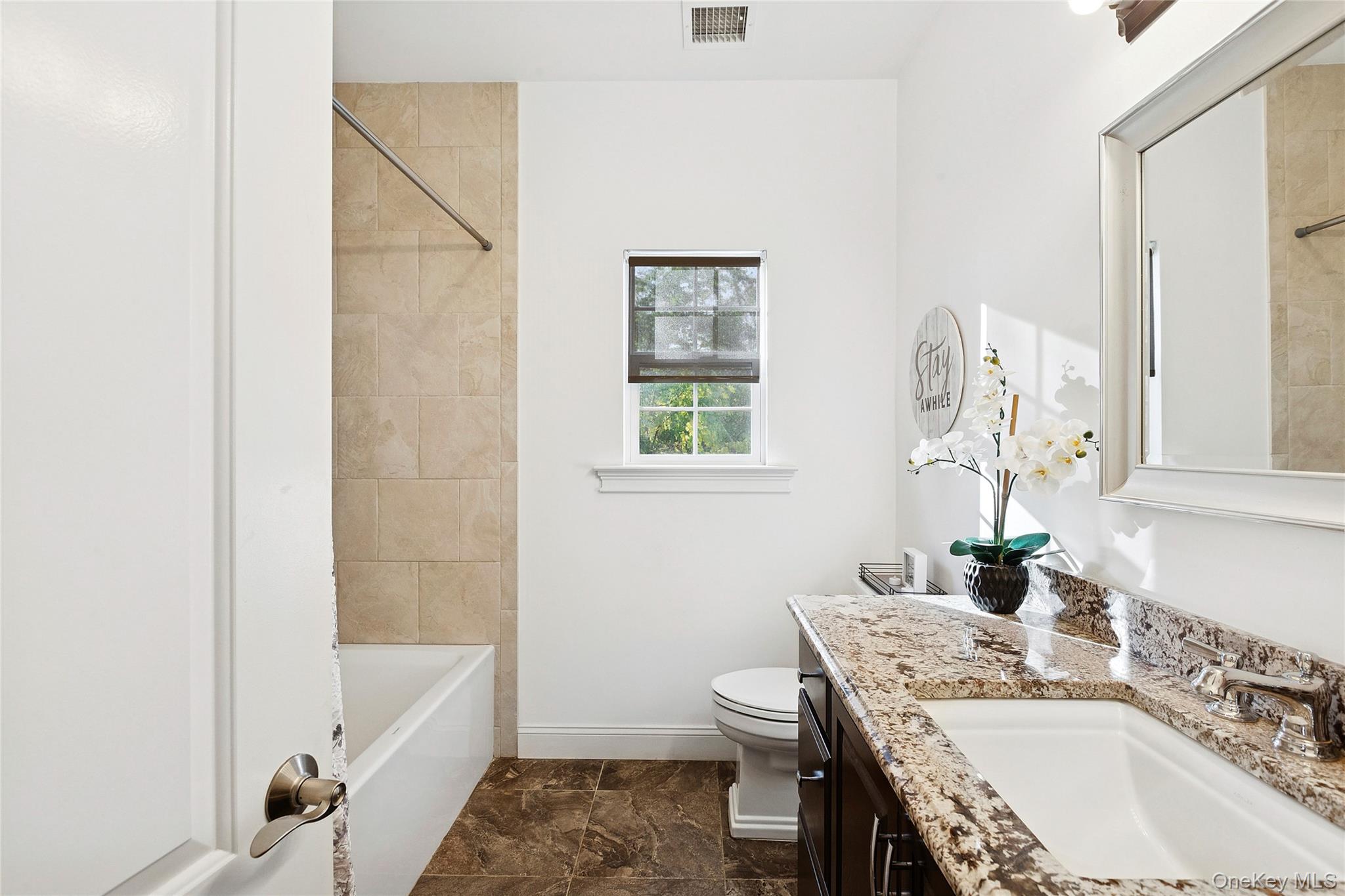 #11 photo, 9 Sipala Court, 롱 아일랜드 Manorville , NY 11949