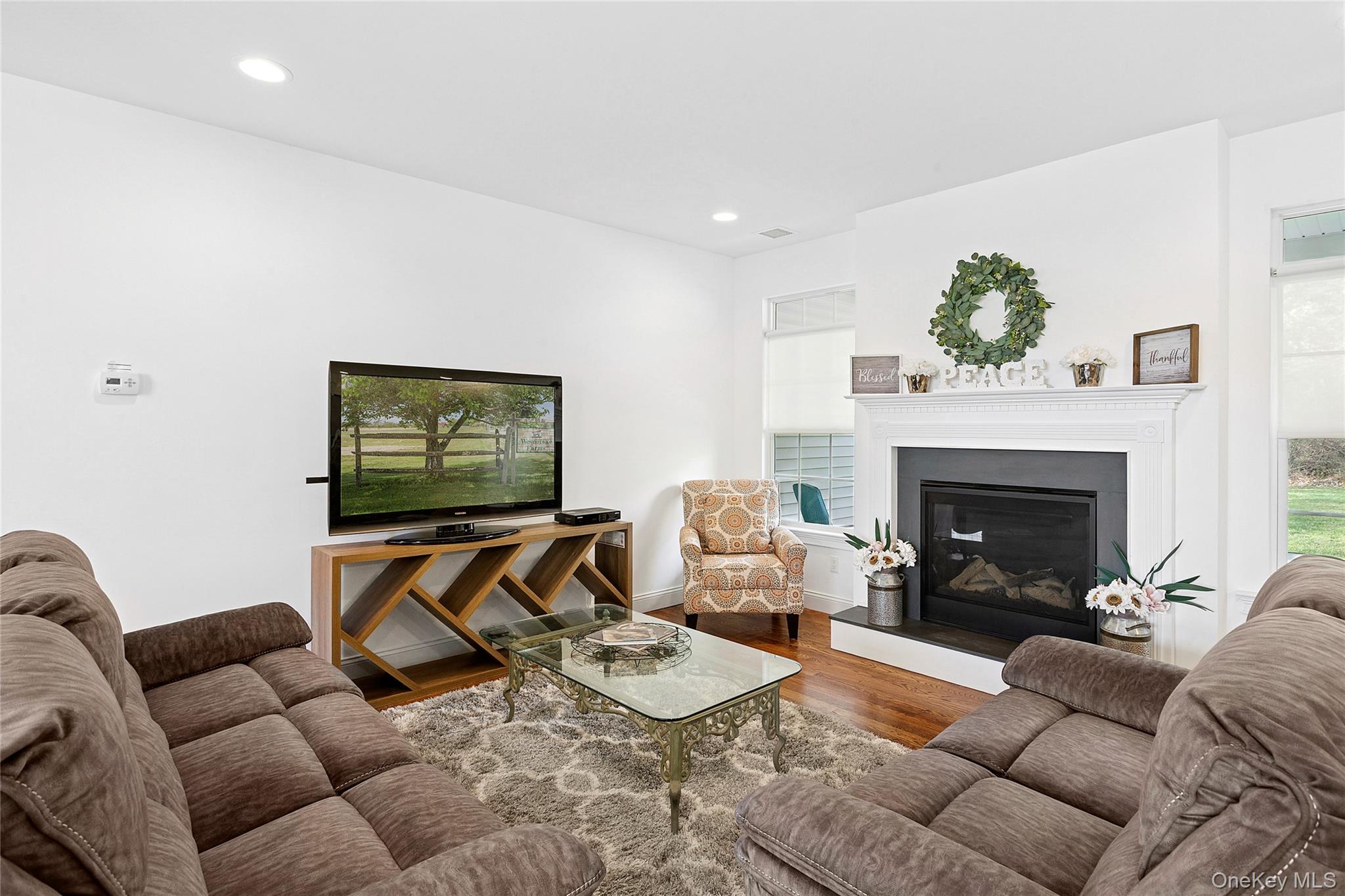 #12 photo, 9 Sipala Court, 롱 아일랜드 Manorville , NY 11949