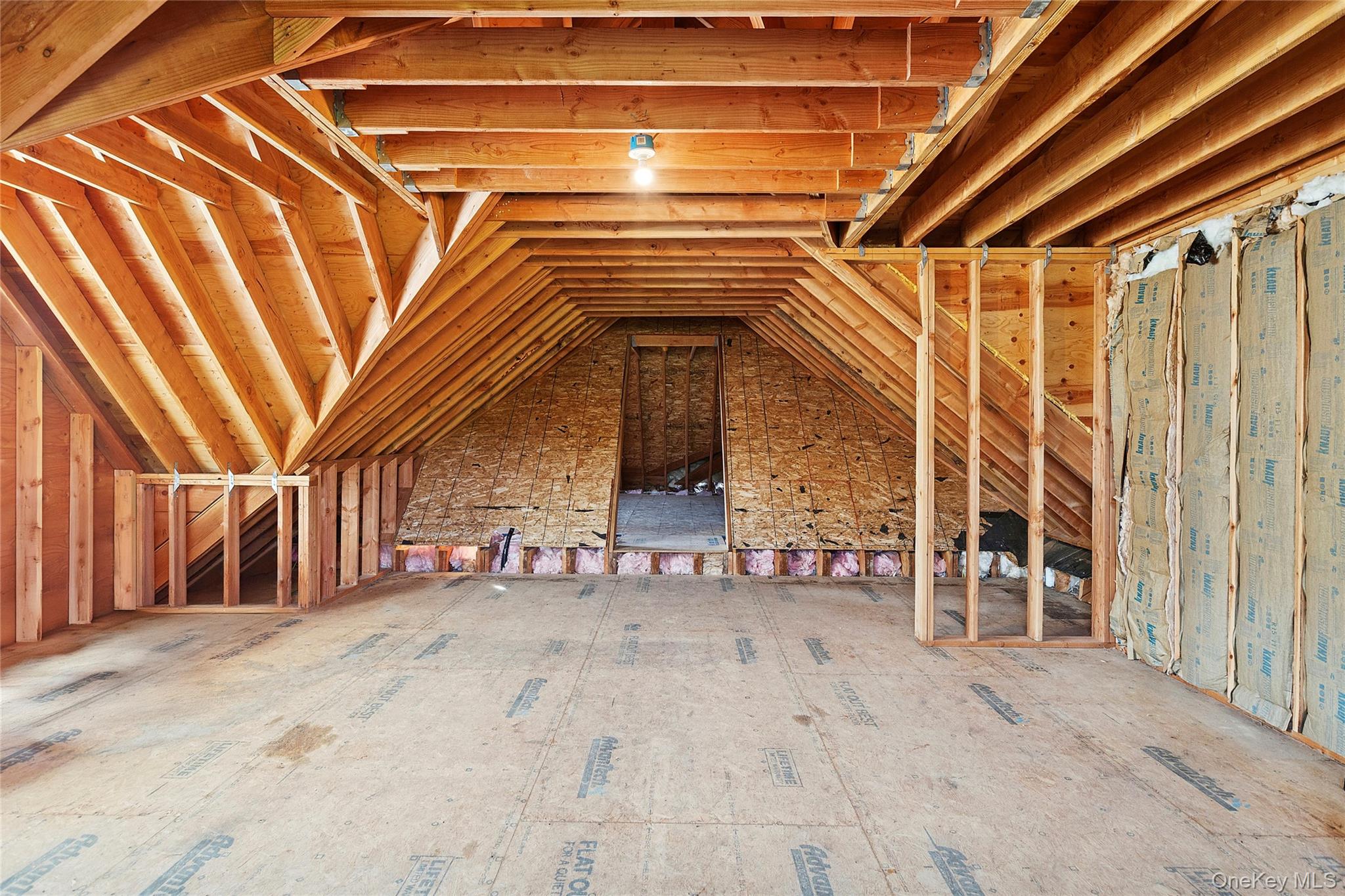 #13 photo, 9 Sipala Court, 롱 아일랜드 Manorville , NY 11949