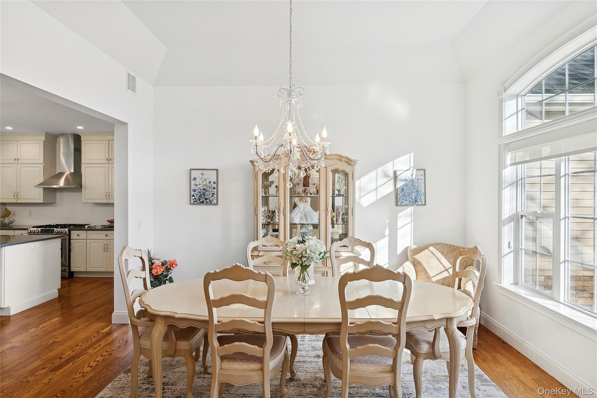 #5 photo, 9 Sipala Court, 롱 아일랜드 Manorville , NY 11949