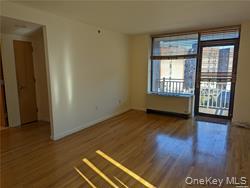 #3 photo, 11624 Grosvenor Lane, 뉴욕퀸즈 Kew Gardens , NY 11418