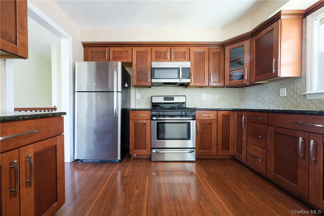 #8 photo, 1320 Mamaroneck Avenue, 纽约州 Mamaroneck , NY 10543