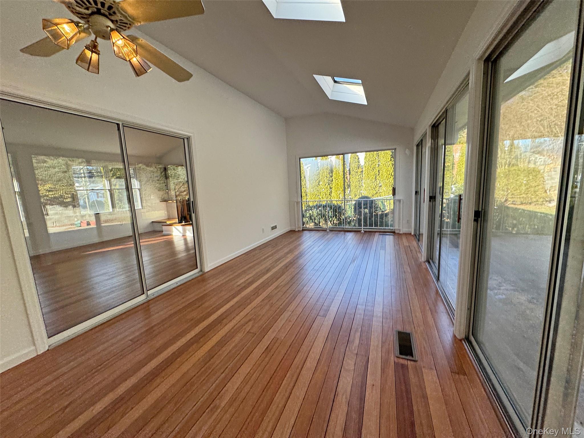 #10 photo, 461 Pinebrook Boulevard, New Rochelle , NY 10804