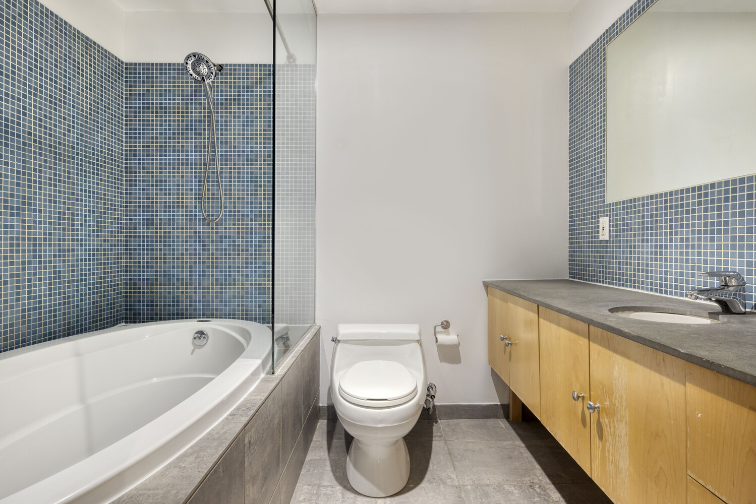 #11 photo, 217 E 31ST Street, Kips Bay , NY 10016