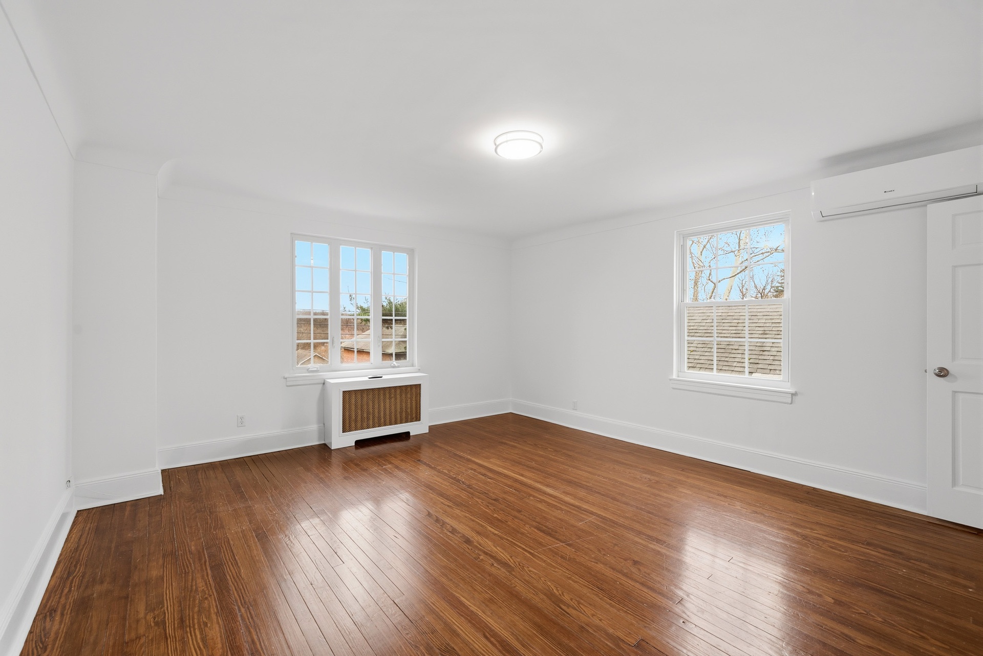 #16 photo, 5461 Sylvan Avenue, North Riverdale , NY 10471