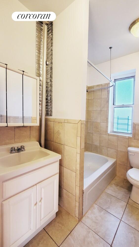 #4 photo, New York City, Washington Heights , NY 10032