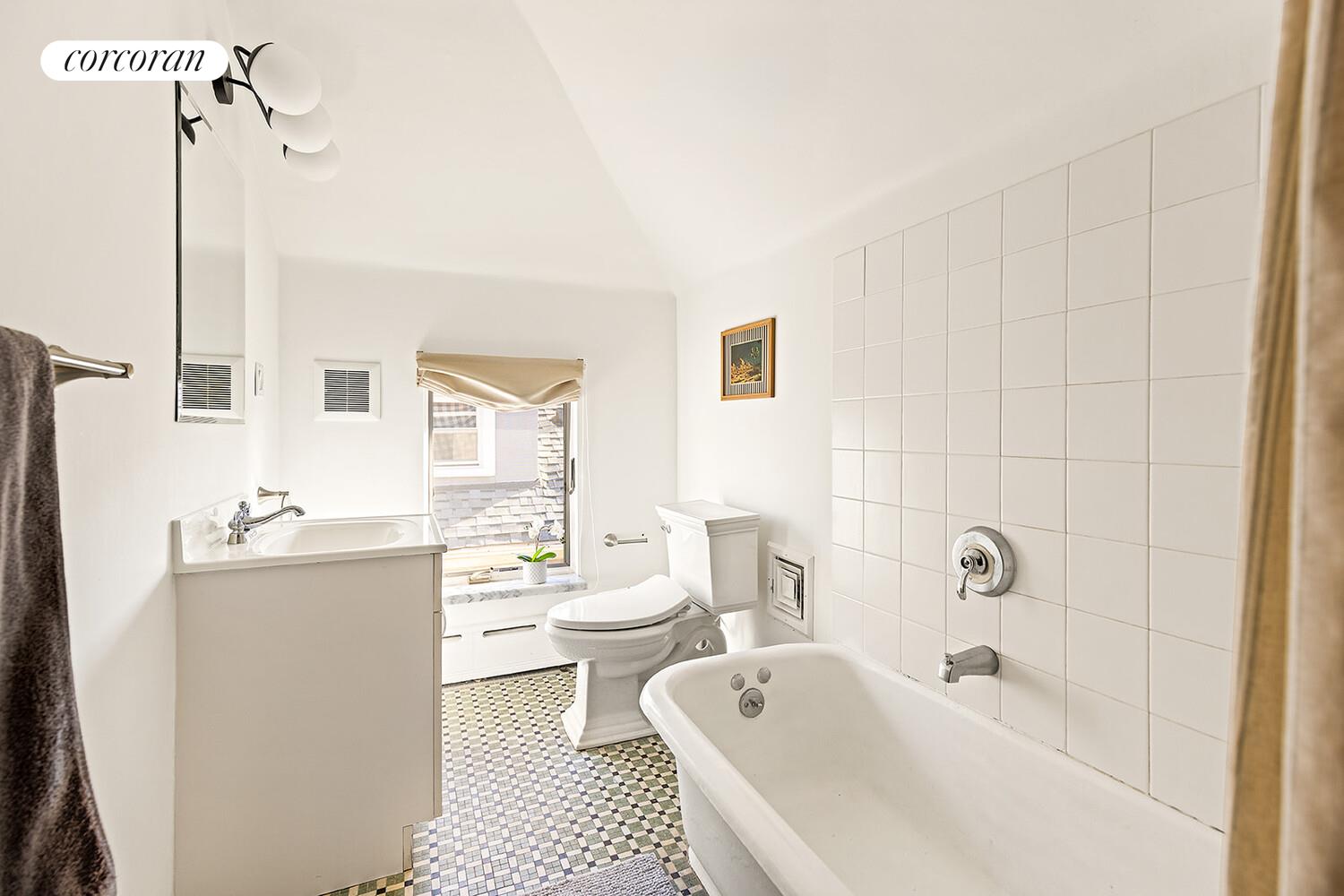 #12 photo, 160 81ST Street, Bay Ridge , NY 11209