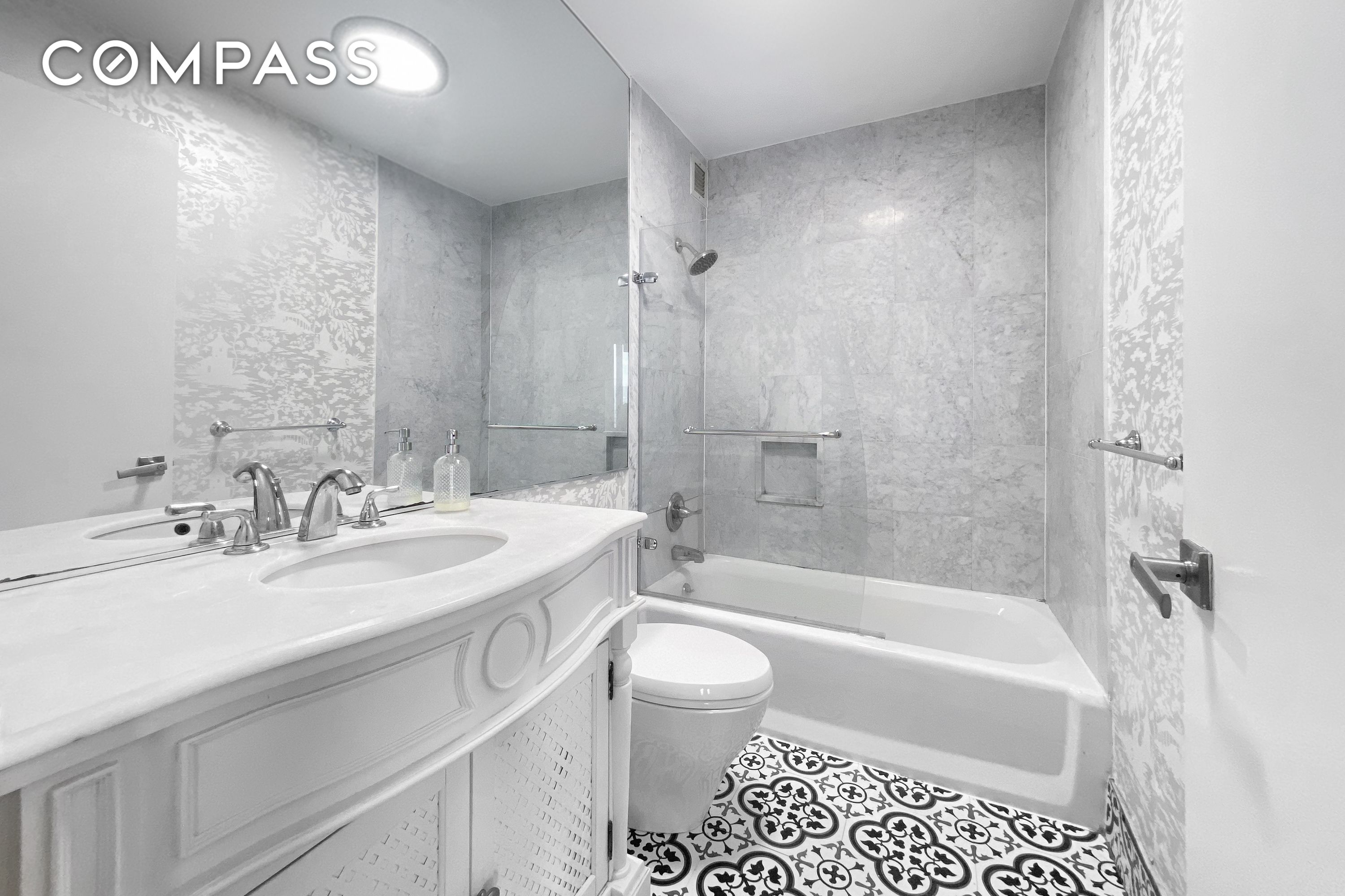 #12 photo, New York City, Murray Hill , NY 10016