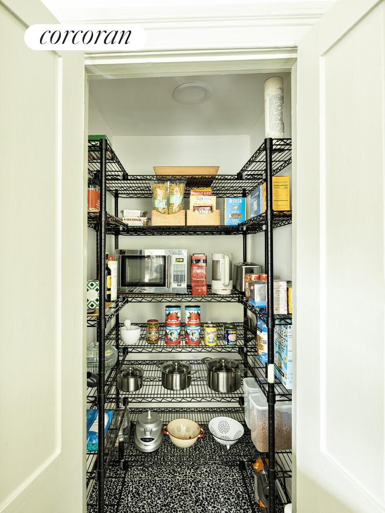 #16 photo, 16 2ND Street, Carroll Gardens , NY 11231