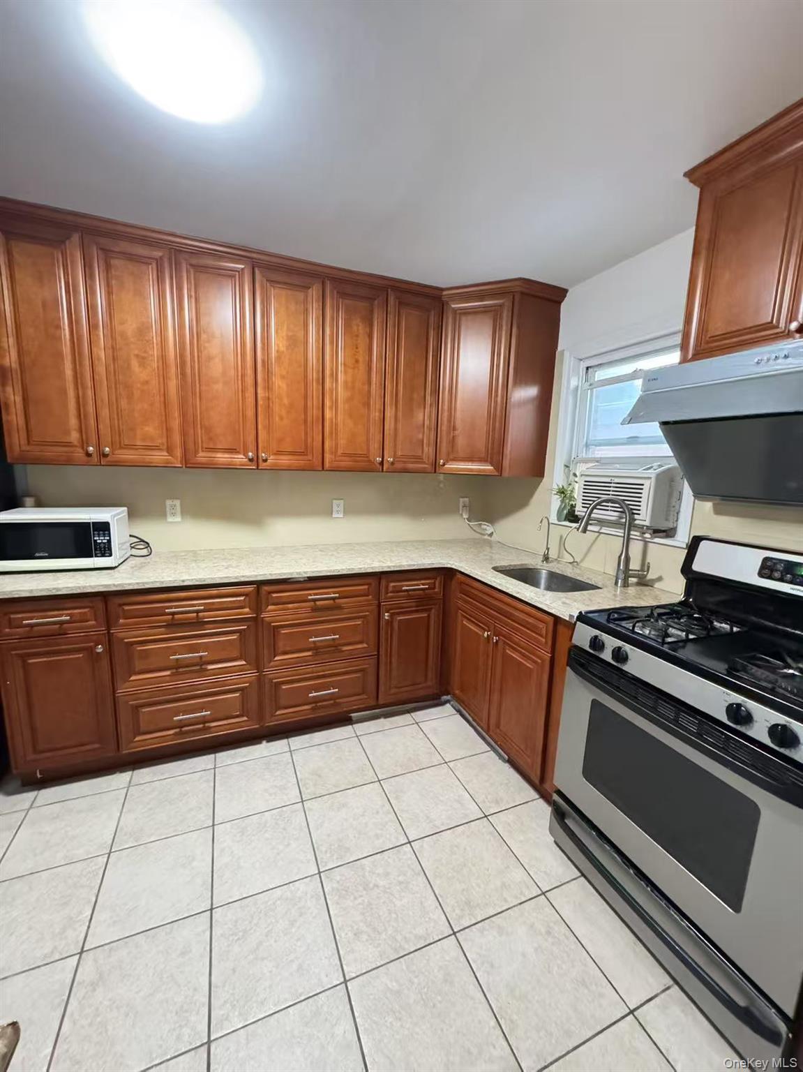 #2 photo, 58-07 210th Street, Bayside , NY 11364