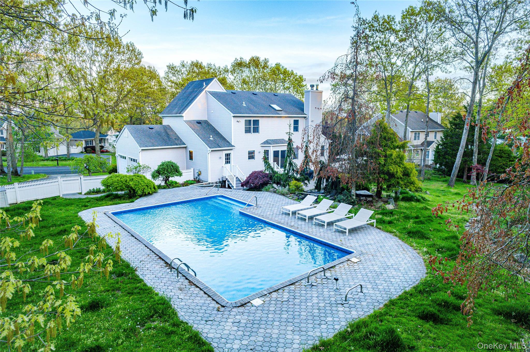 #7 photo, 212 Fairway Drive, 東長島 Wading River , NY 11792