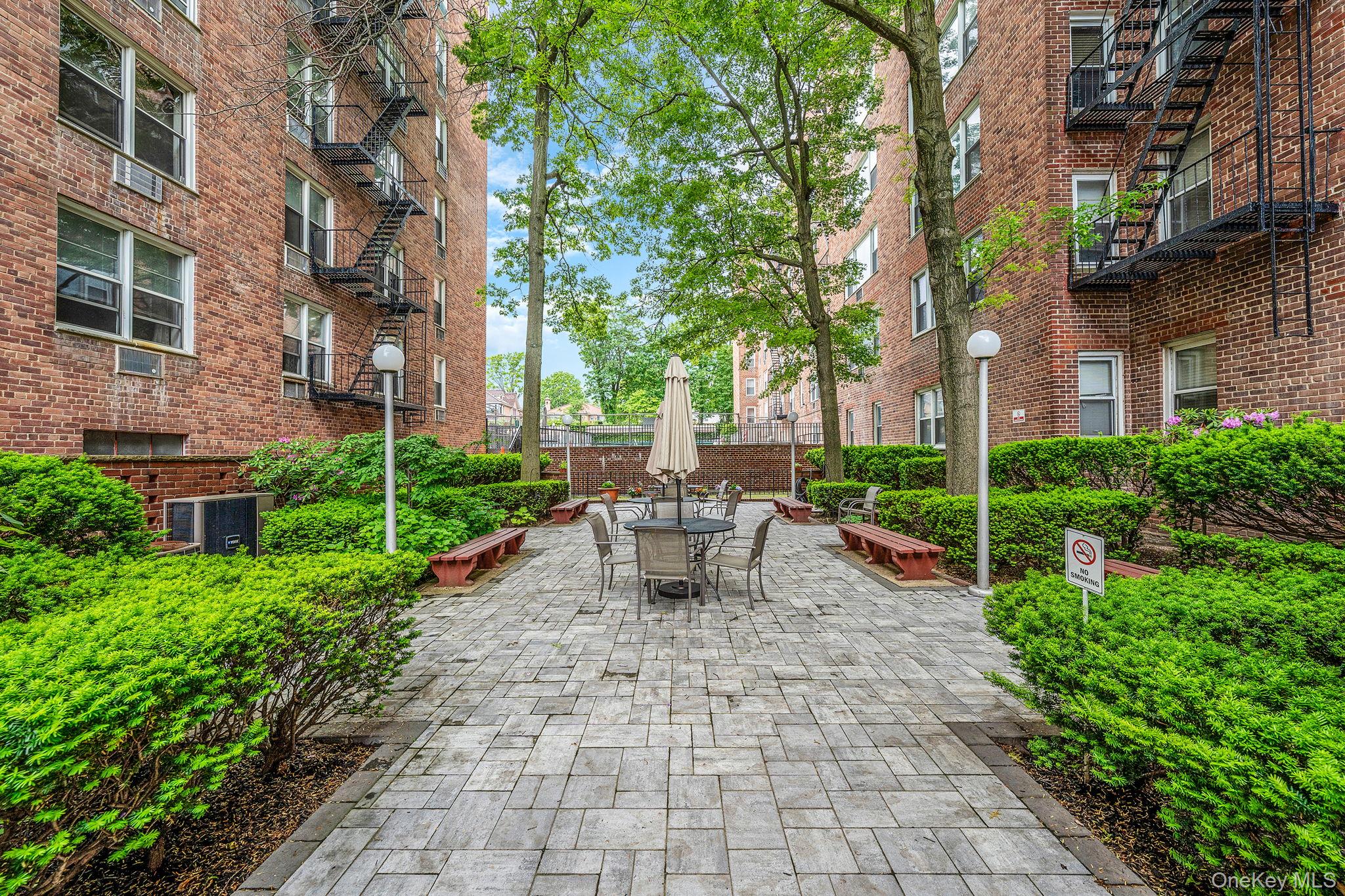 #4 photo, 54-40 Little Neck Parkway, Little Neck , NY 11362