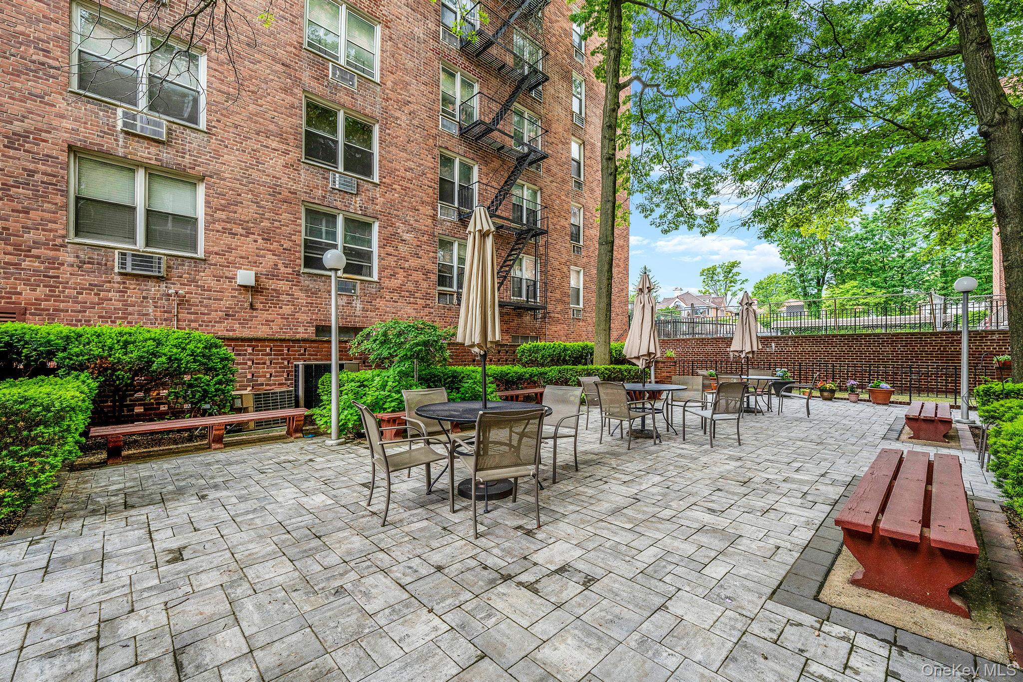 #5 photo, 54-40 Little Neck Parkway, Little Neck , NY 11362