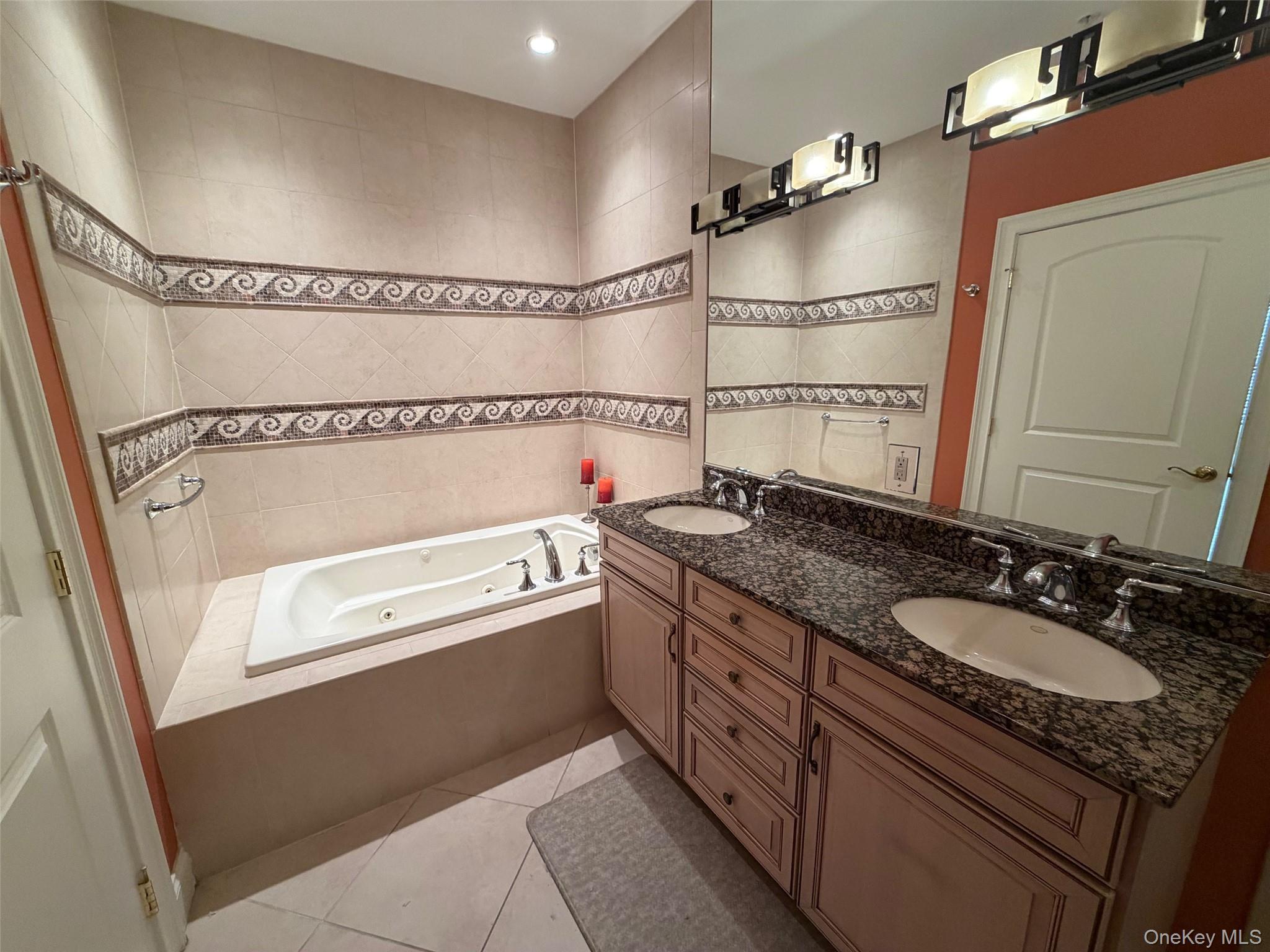 #11 photo, 514 Pacing Way, ناسو Westbury , NY 11590