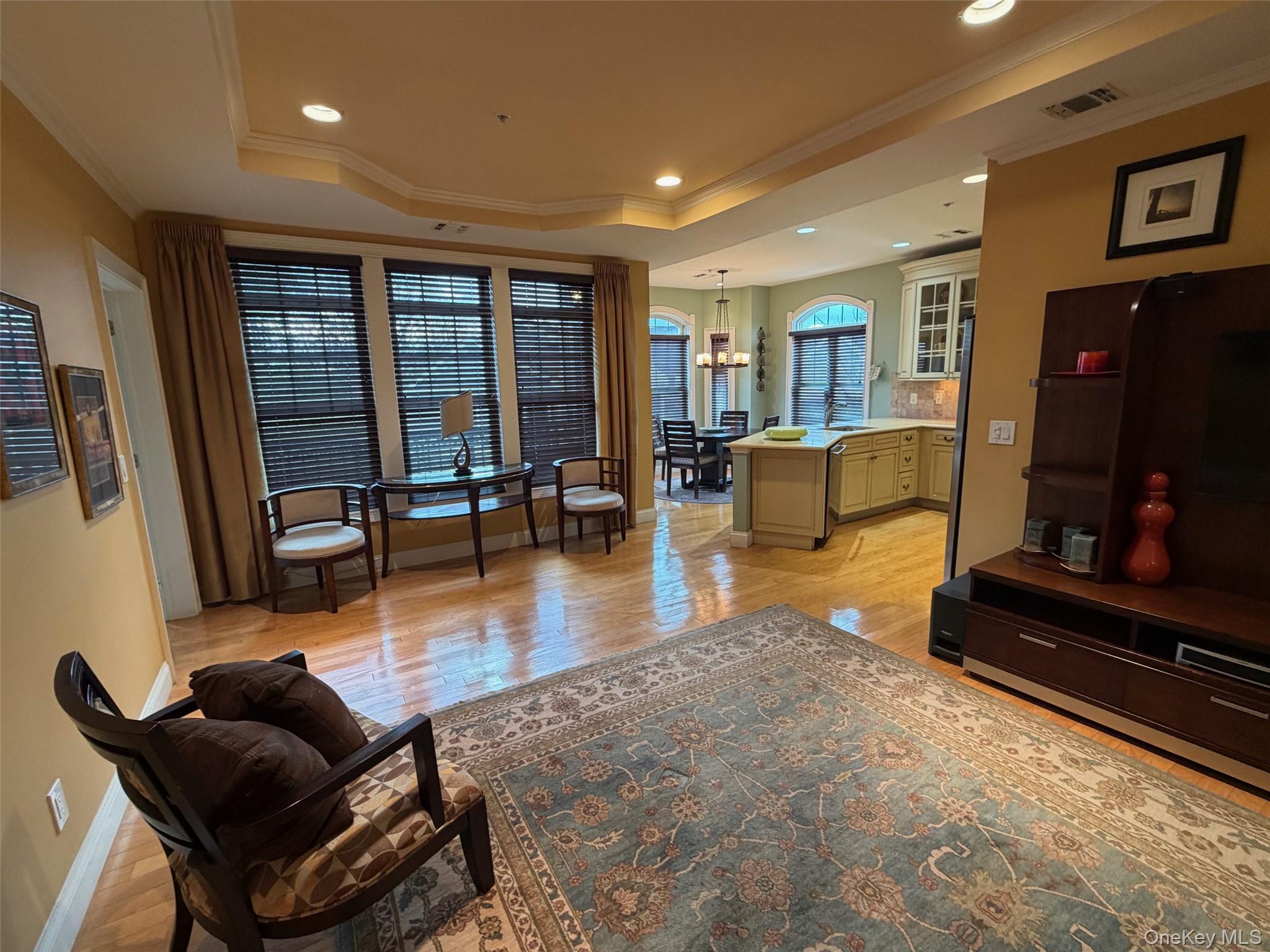 #16 photo, 514 Pacing Way, ناسو Westbury , NY 11590