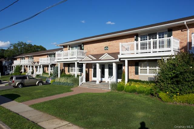 #1 photo, 2 Claire Court, West Babylon , NY 11704