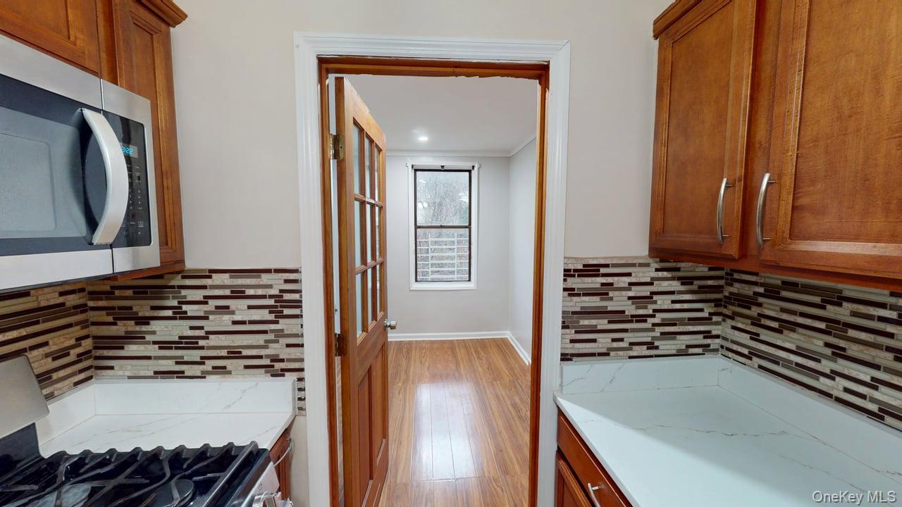 #10 photo, 678 Warburton, Yonkers , NY 10701