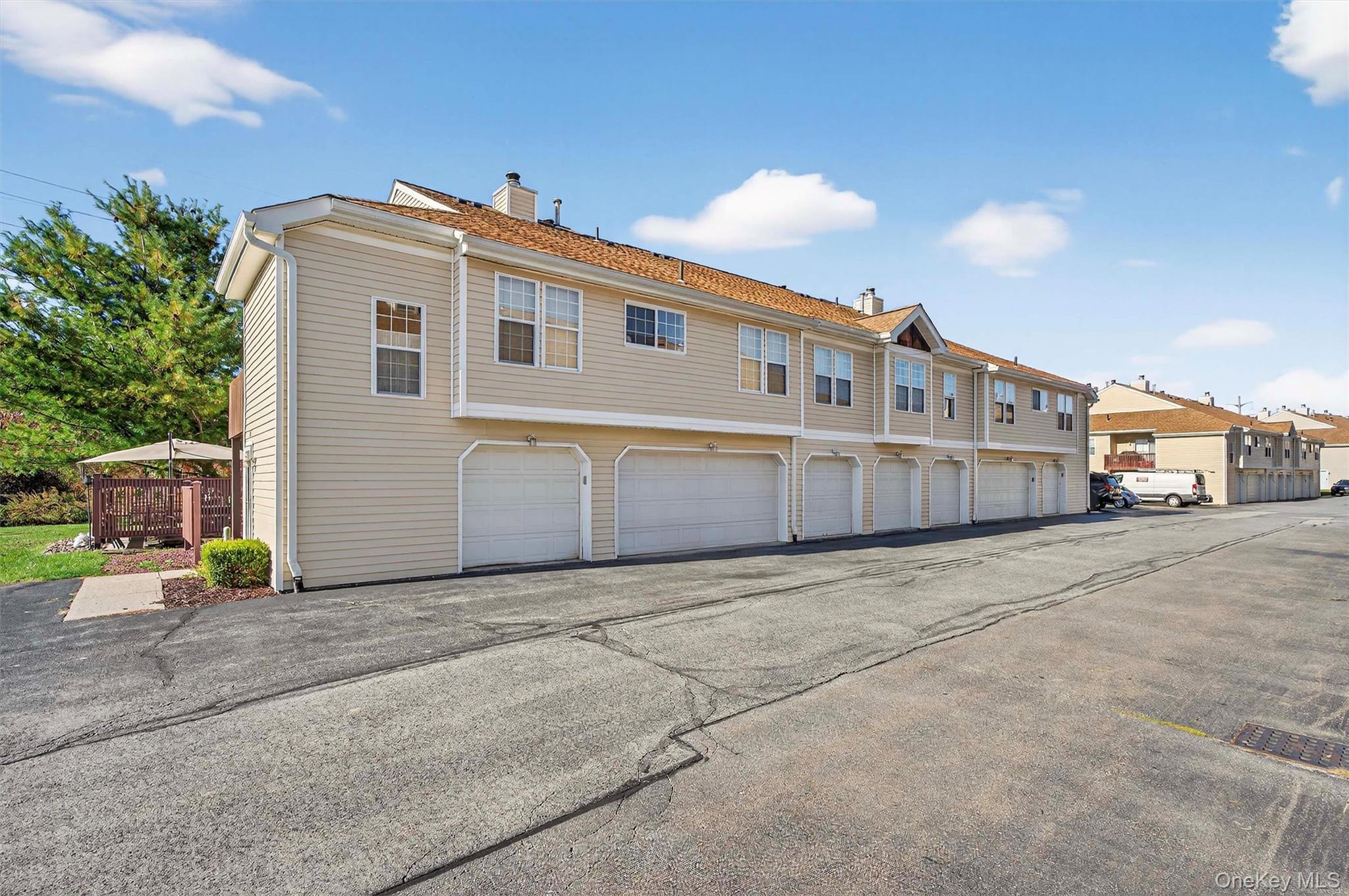 #19 photo, 3308 Whispering Hills Drive, Chester , NY 10918