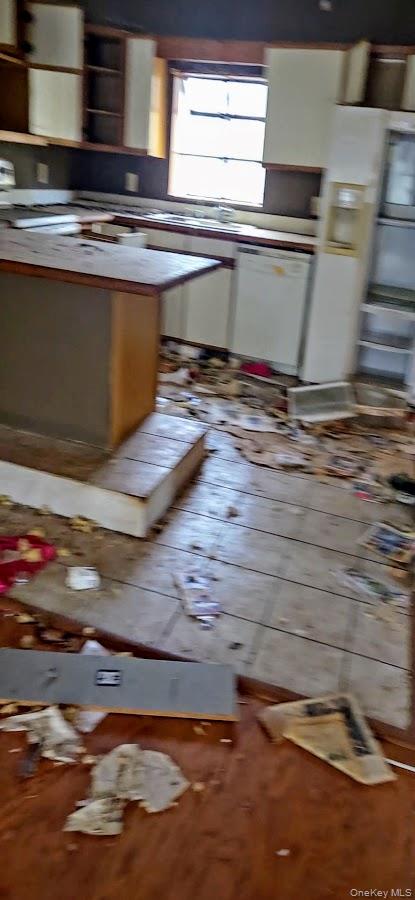 #6 photo, 17 Grant Place, Lake Peekskill , NY 10537