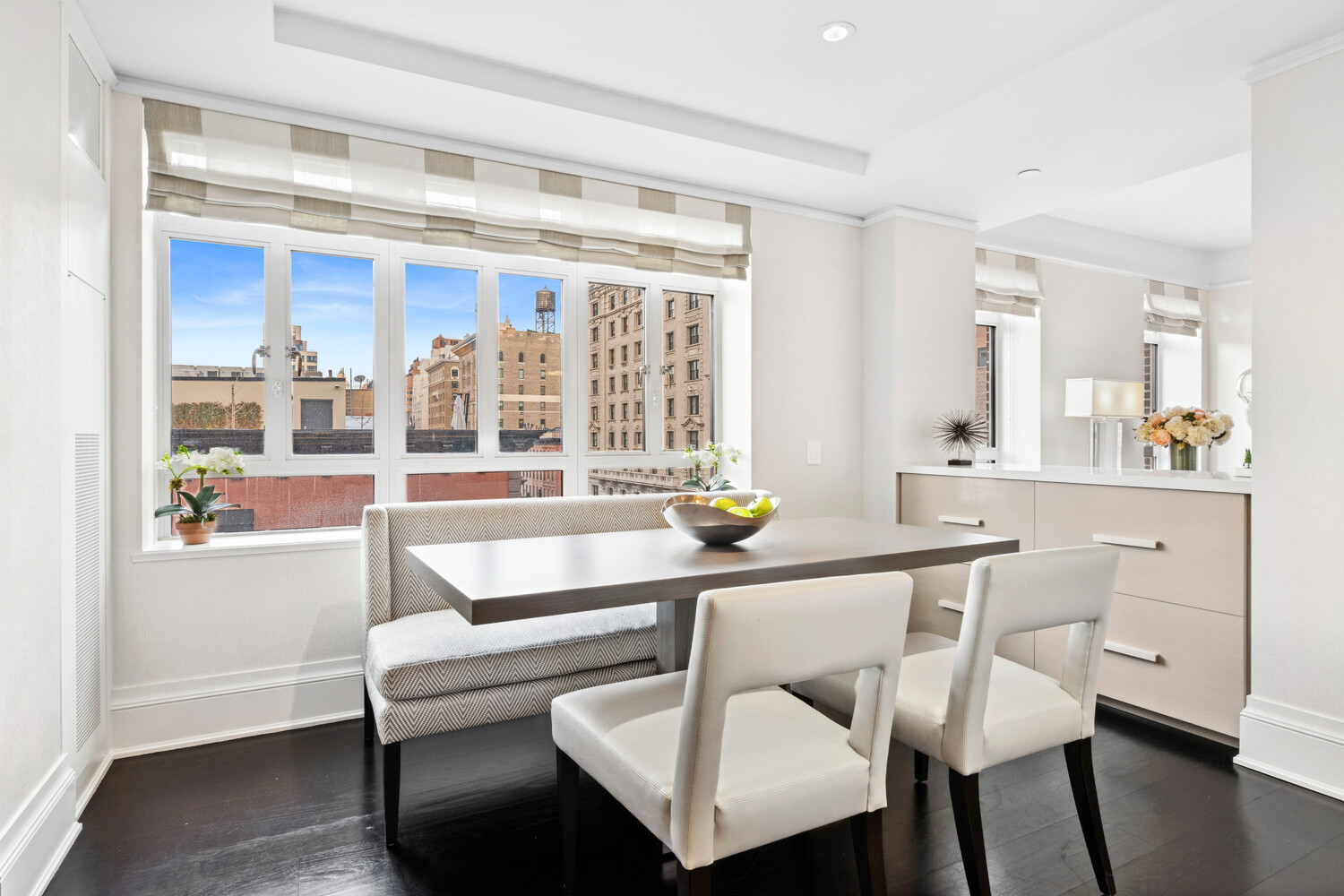 #13 photo, 21 E 61ST Street, 曼哈頓 上东城 Lenox Hill , NY 10065