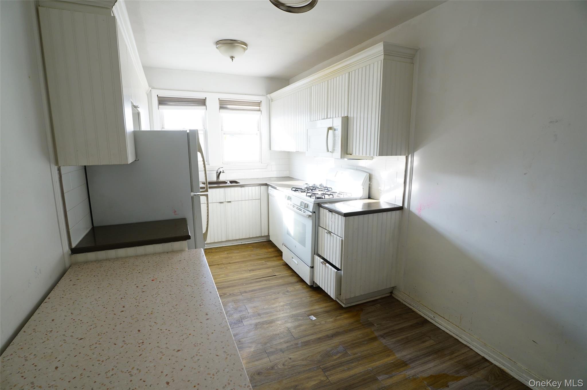 #3 photo, 6412 48th Avenue, كوينز Woodside , NY 11377