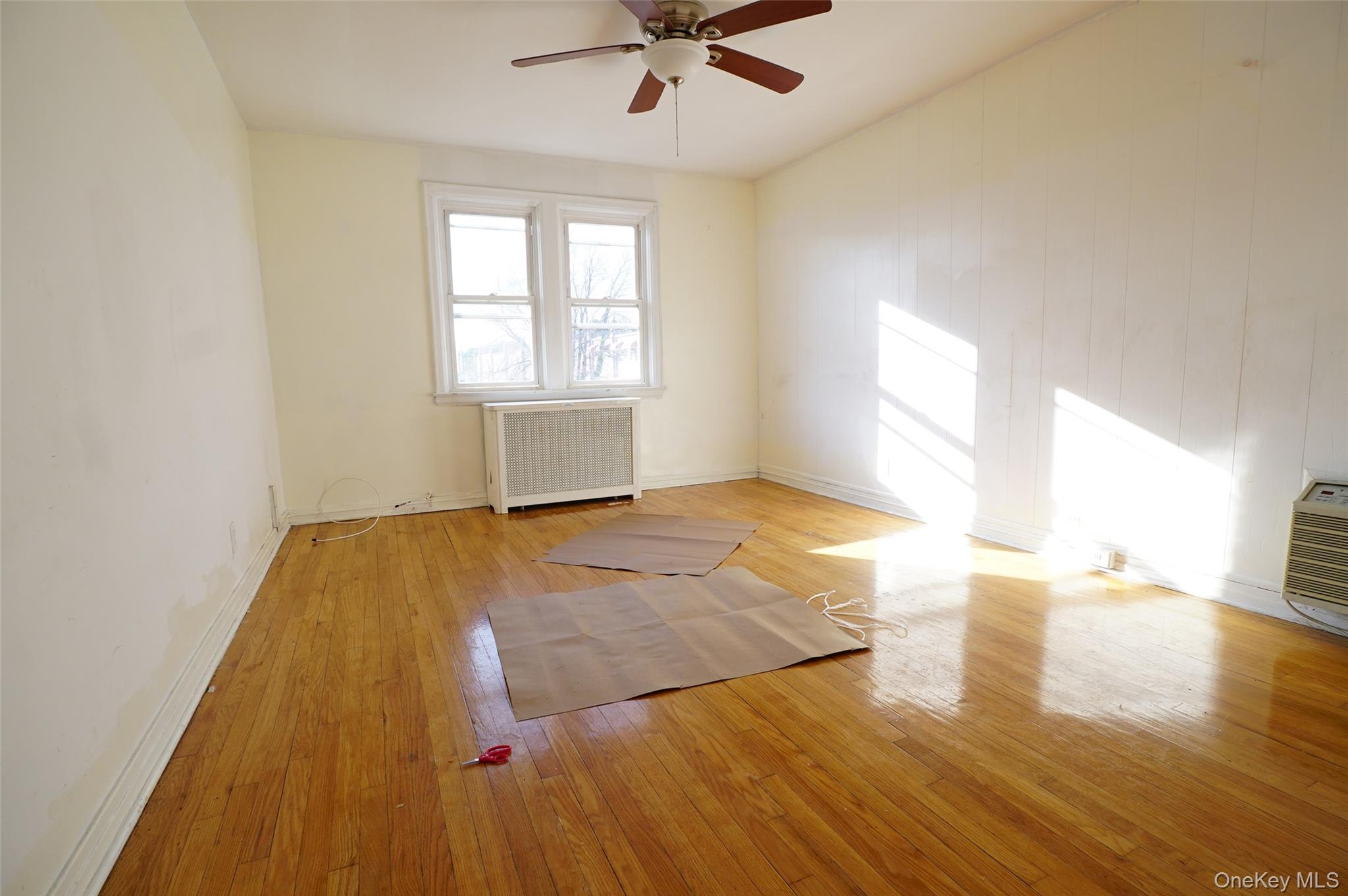 #5 photo, 6412 48th Avenue, كوينز Woodside , NY 11377