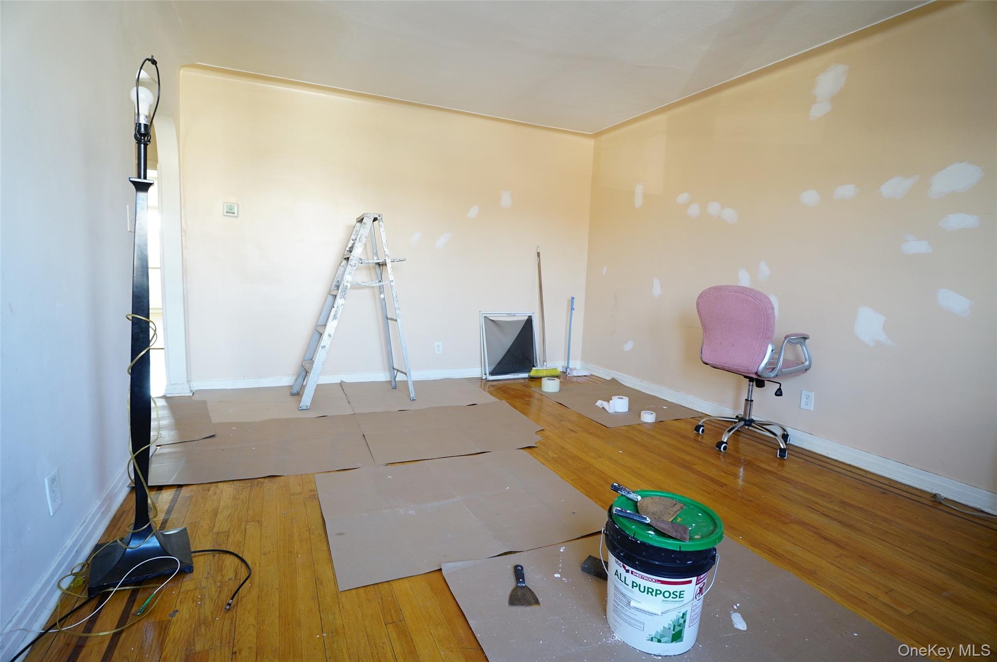 #9 photo, 6412 48th Avenue, كوينز Woodside , NY 11377