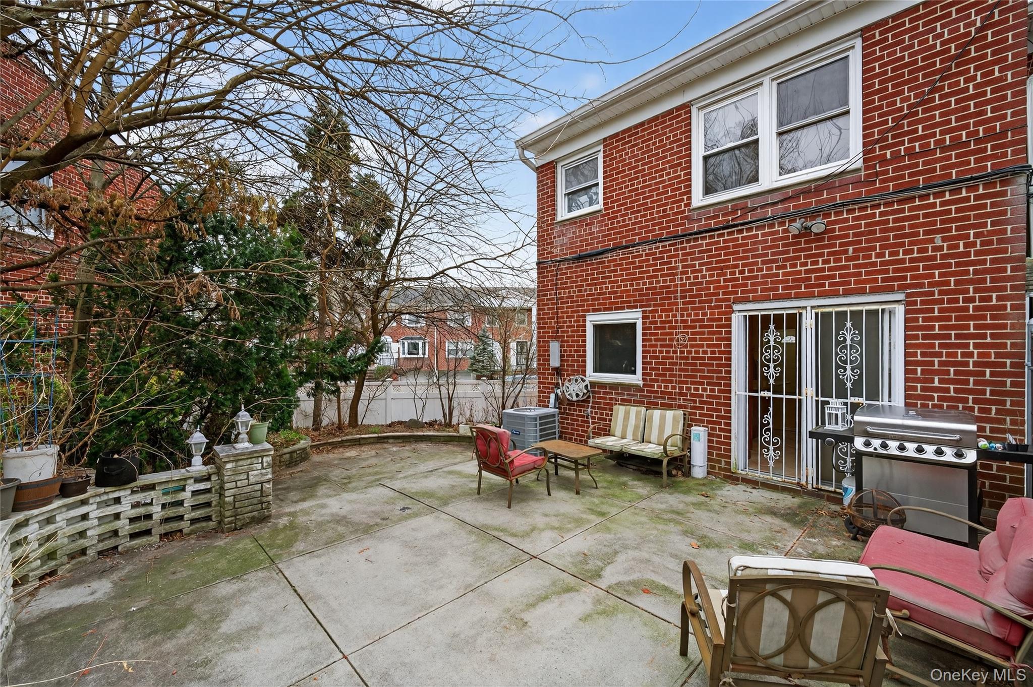 #15 photo, 6247 Douglaston Parkway, Douglaston , NY 11362