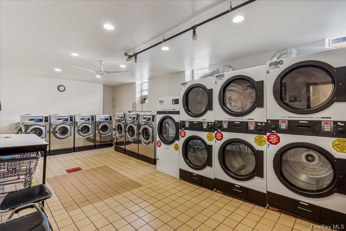 #15 photo, 3903 Nostrand Avenue, 布鲁克林 Brooklyn , NY 11235