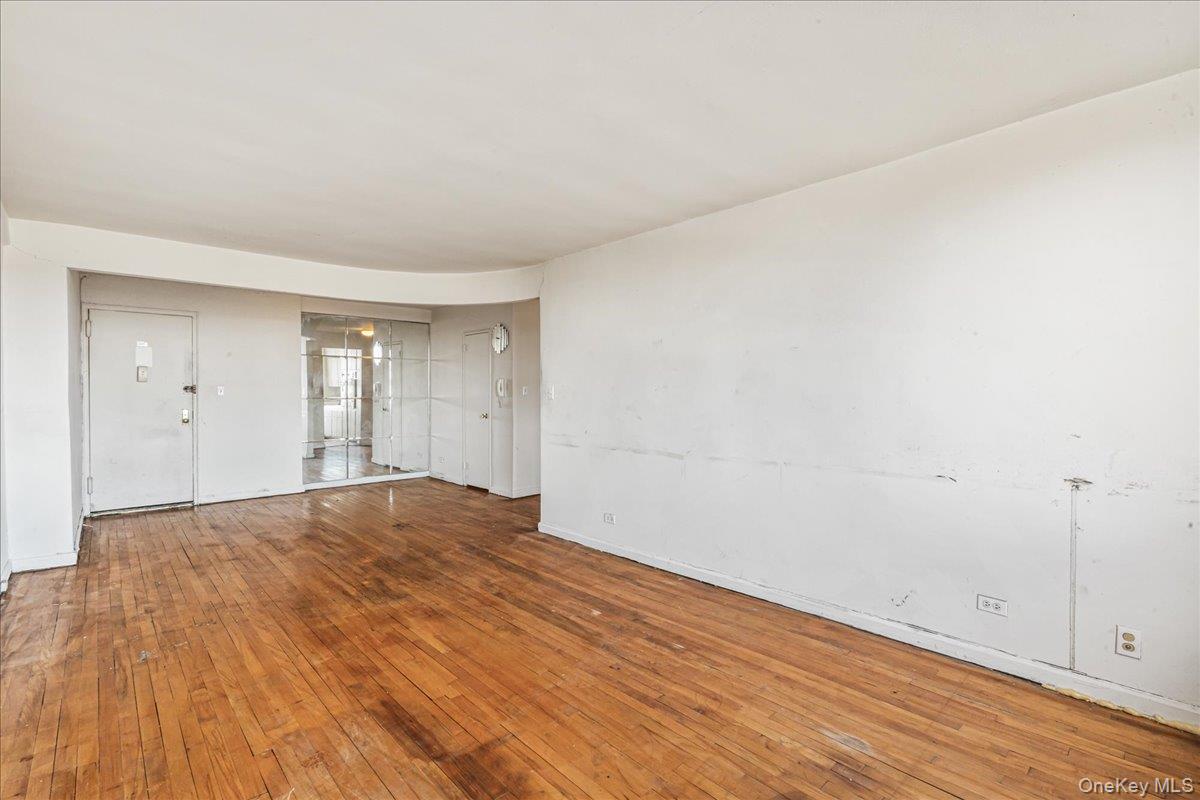#5 photo, 3903 Nostrand Avenue, 布鲁克林 Brooklyn , NY 11235