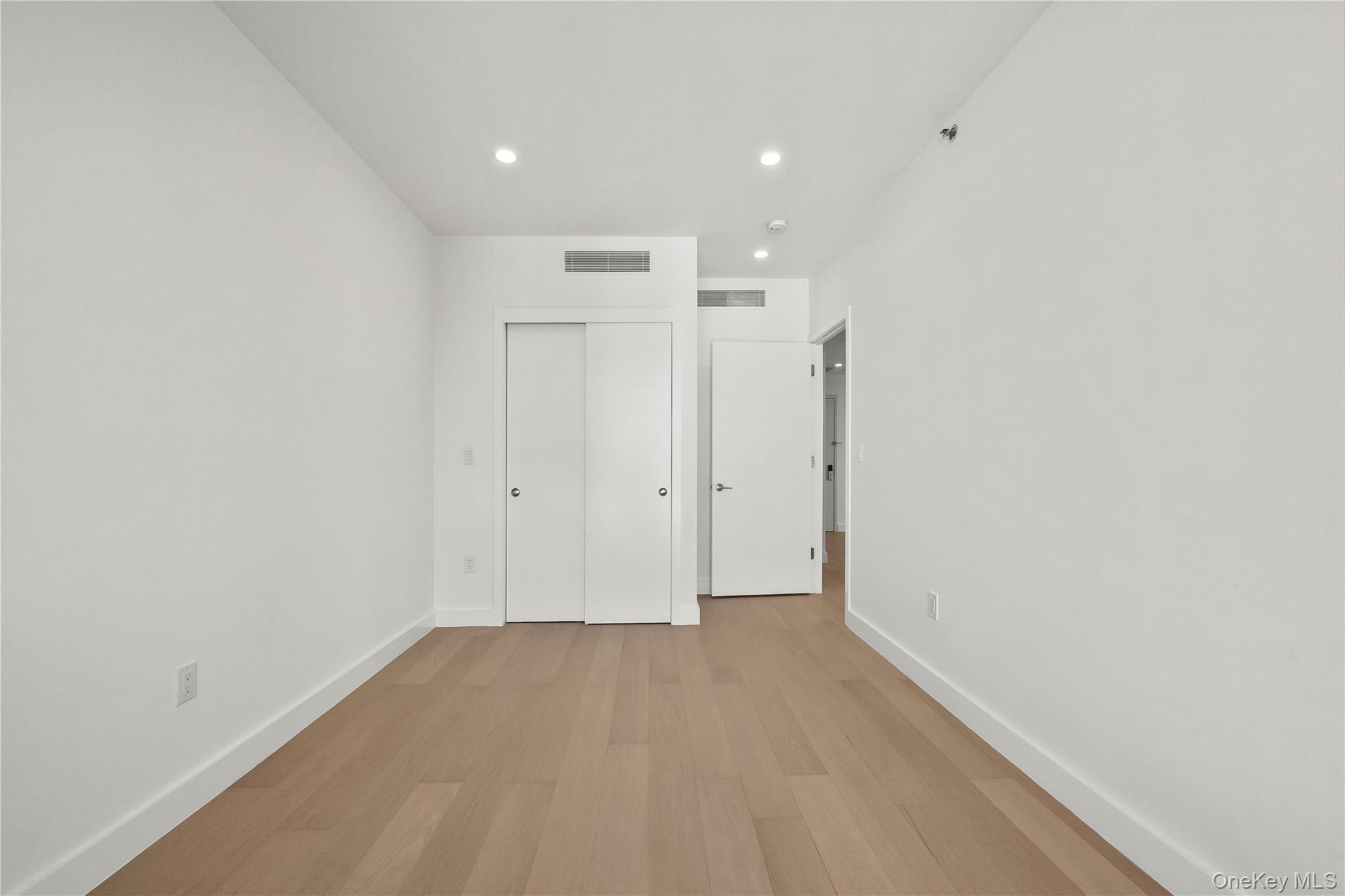 #13 photo, 150-02 Northern Boulevard, Flushing , NY 11354