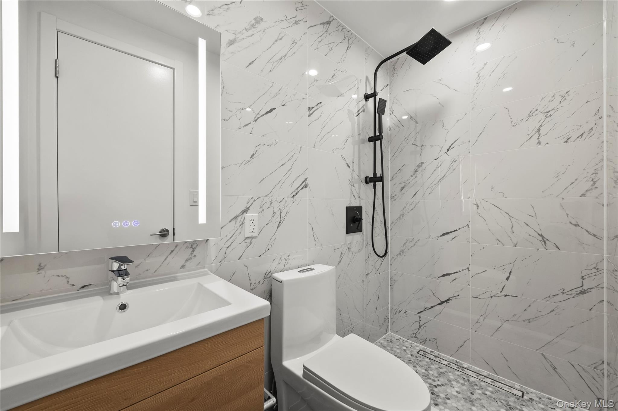 #16 photo, 150-02 Northern Boulevard, Flushing , NY 11354