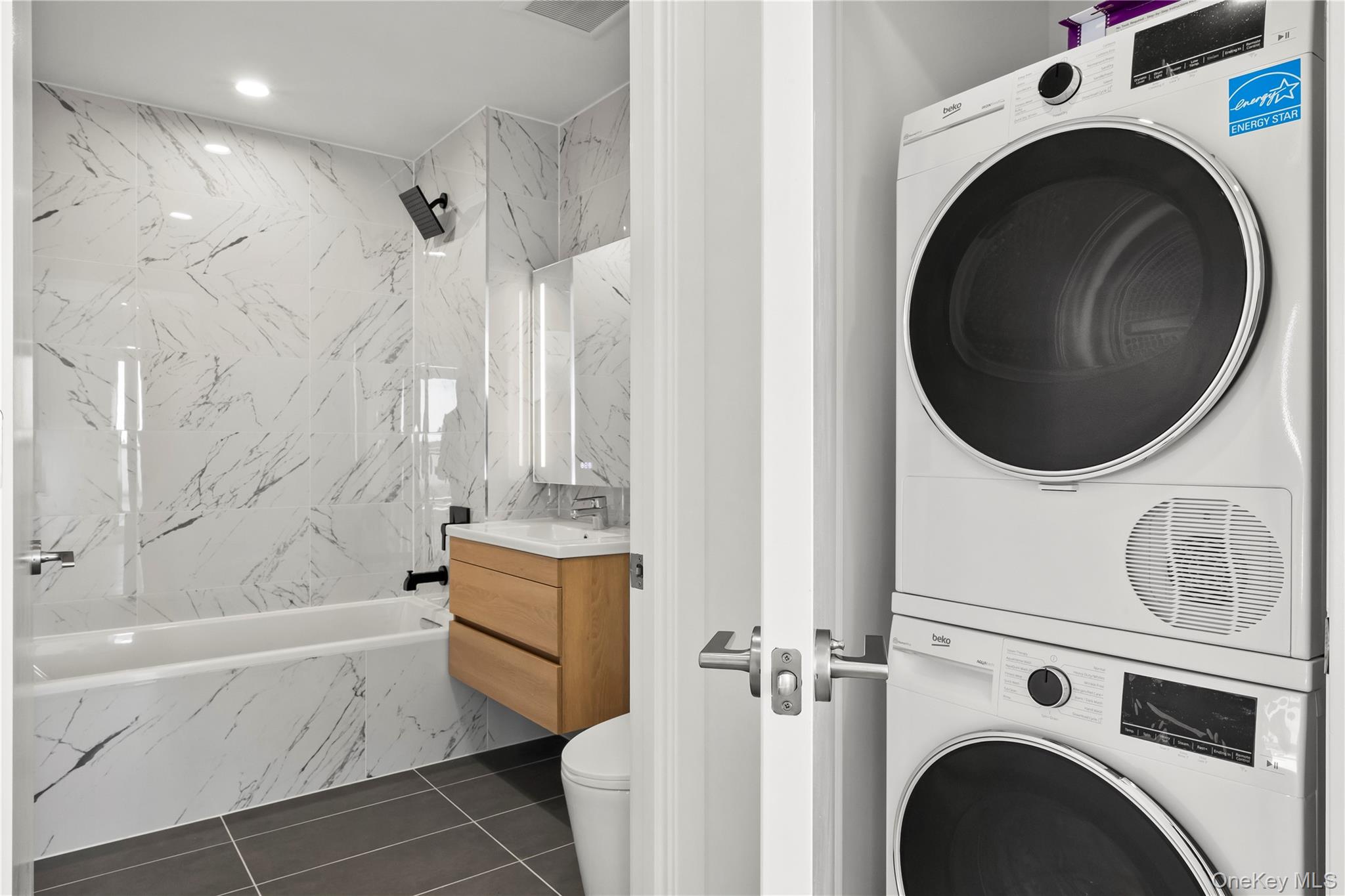 #17 photo, 150-02 Northern Boulevard, Flushing , NY 11354