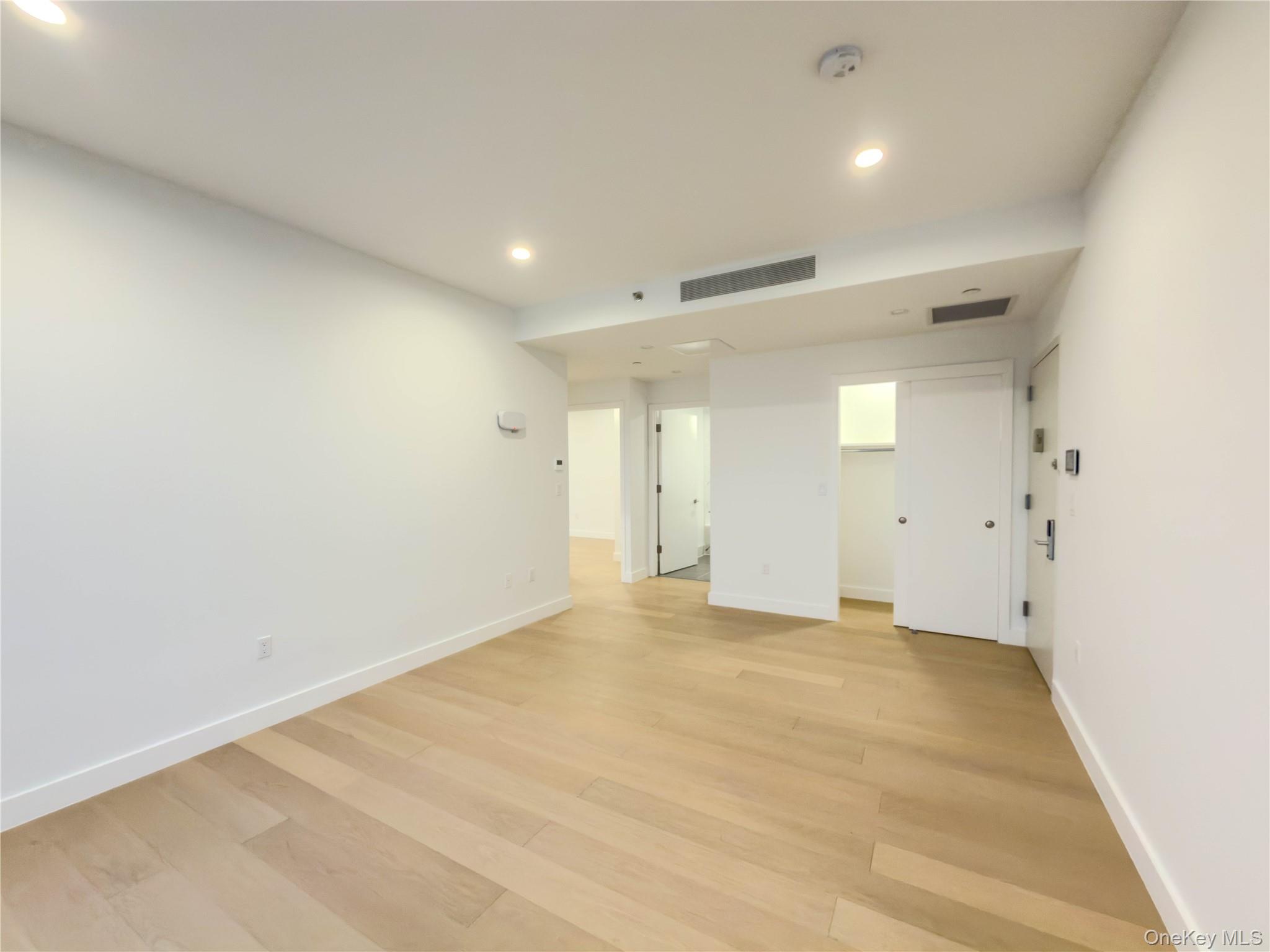 #3 photo, 150-02 Northern Boulevard, كوينز Flushing , NY 11354