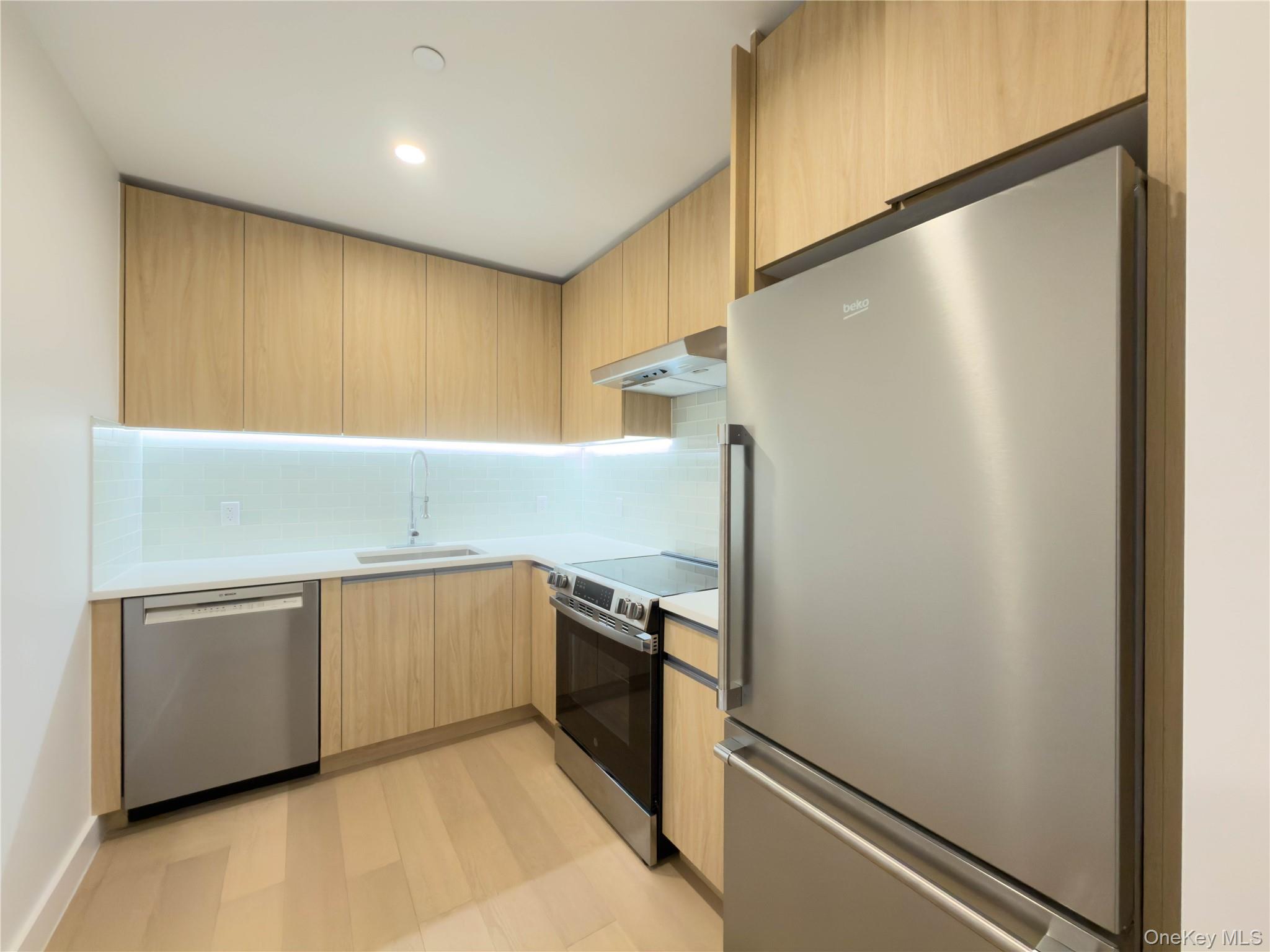 #4 photo, 150-02 Northern Boulevard, كوينز Flushing , NY 11354