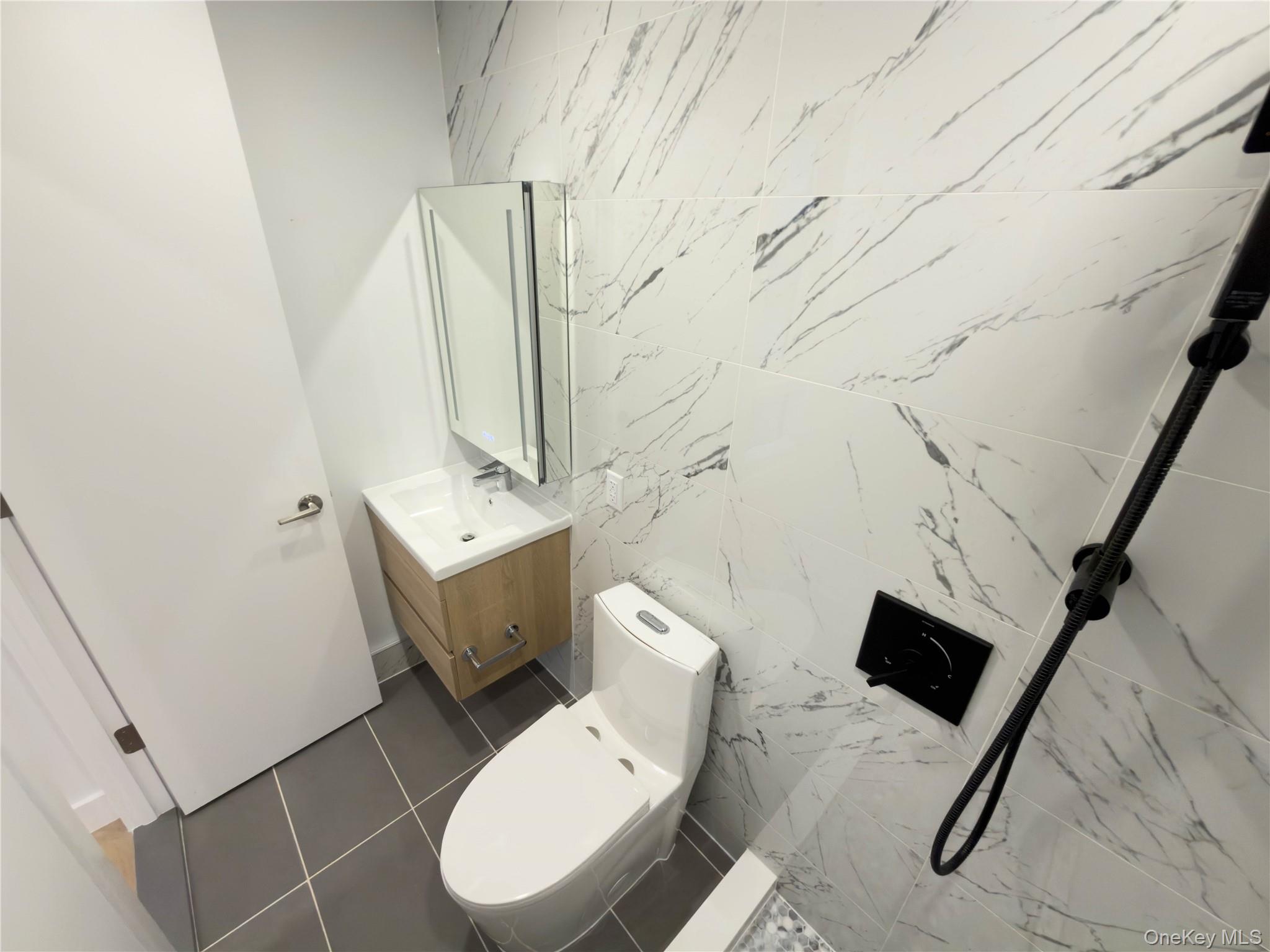 #9 photo, 150-02 Northern Boulevard, كوينز Flushing , NY 11354