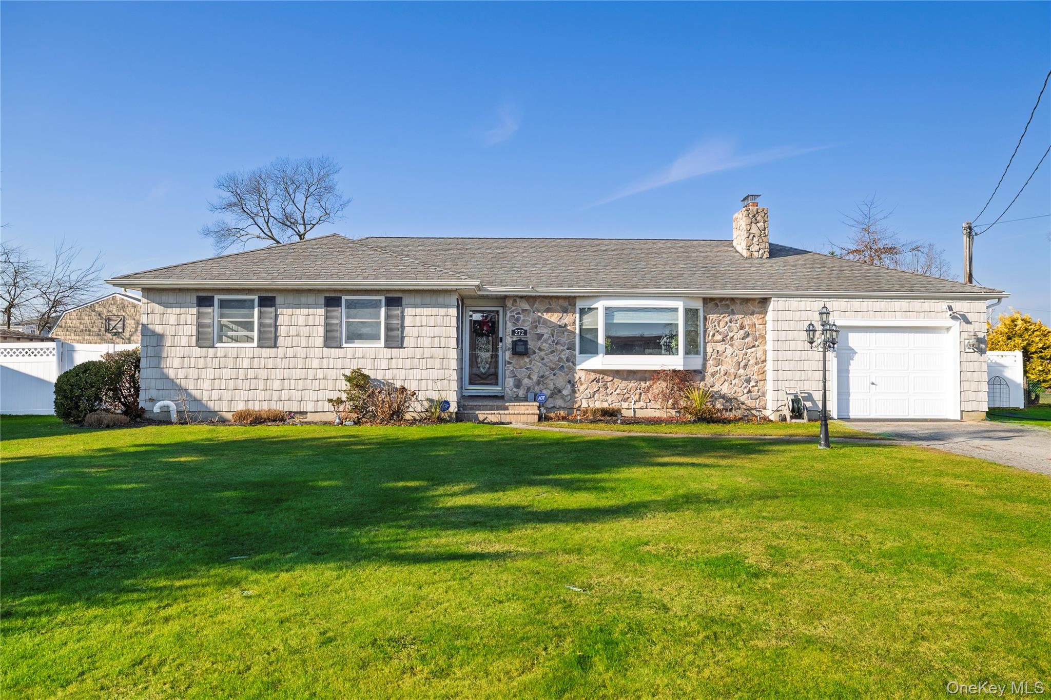 #1 photo, 272 Baylawn Avenue, Copiague , NY 11726