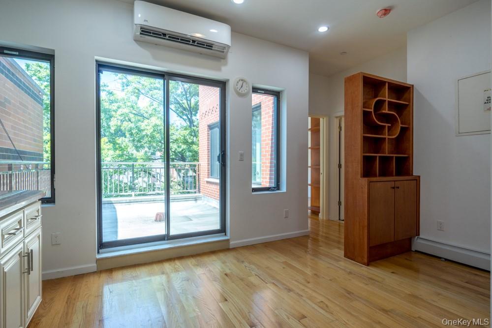 #16 photo, 132-36 41st Avenue, كوينز Flushing , NY 11355