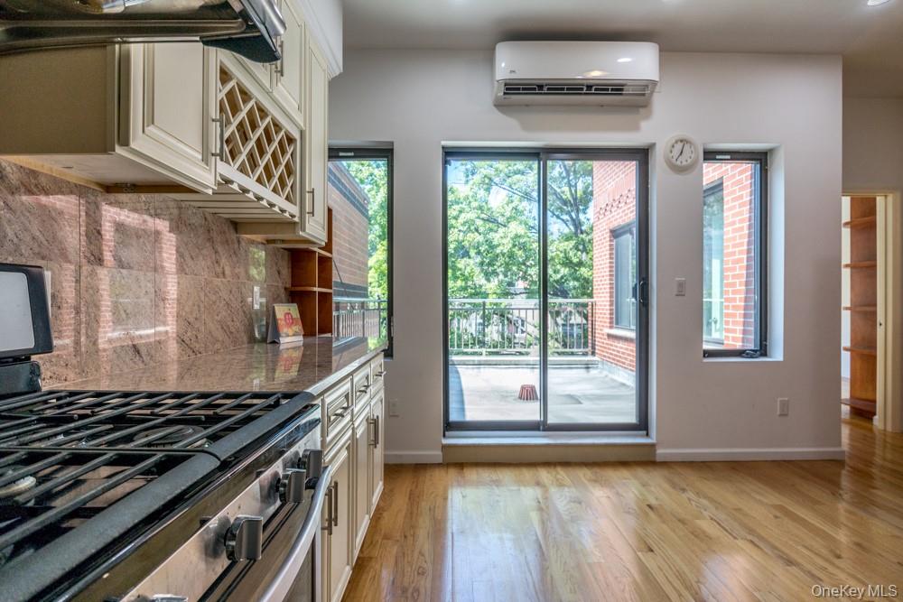 #17 photo, 132-36 41st Avenue, كوينز Flushing , NY 11355