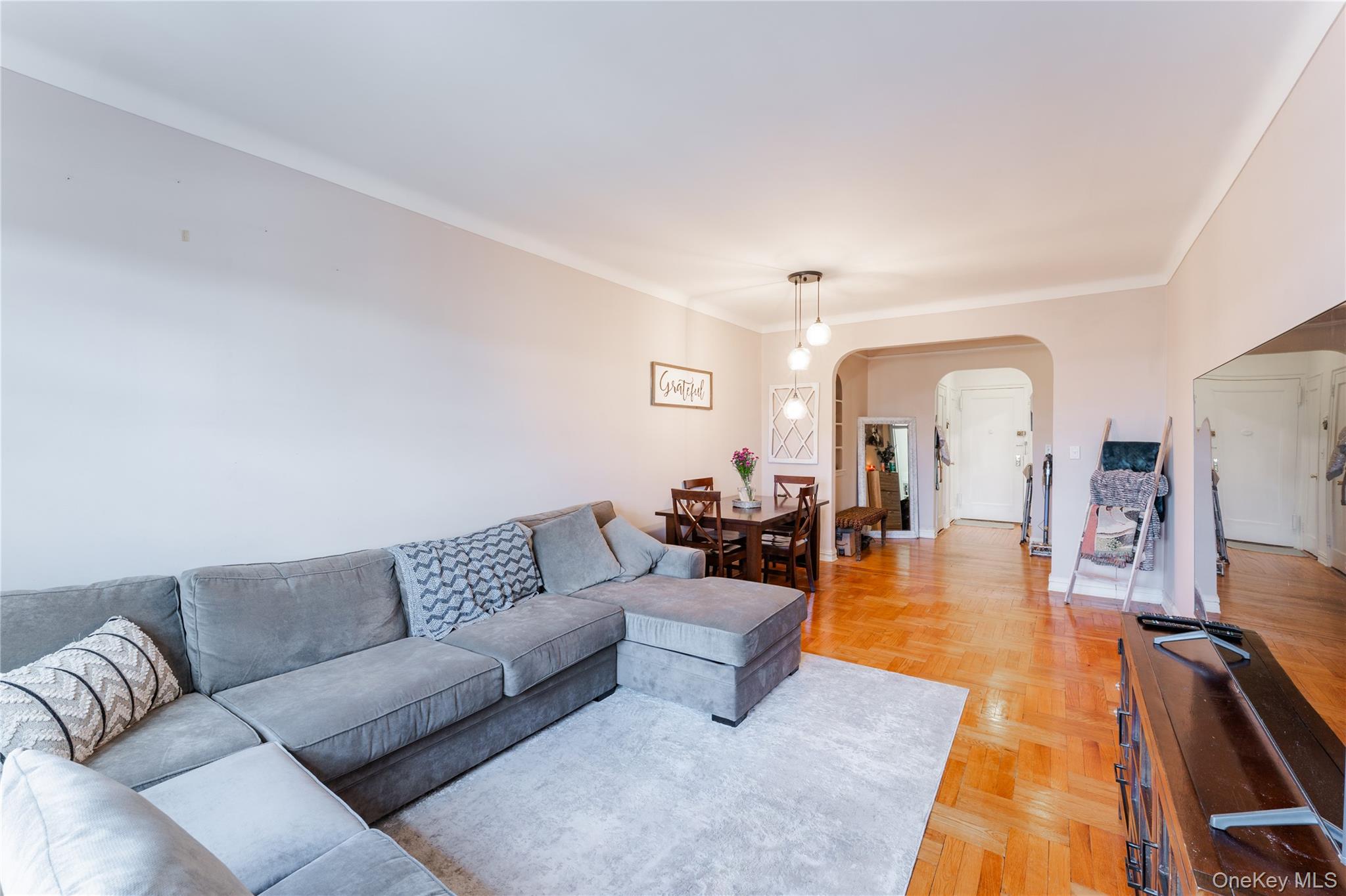 #2 photo, 55 Grand Avenue, מחוז נסאו Rockville Centre , NY 11570