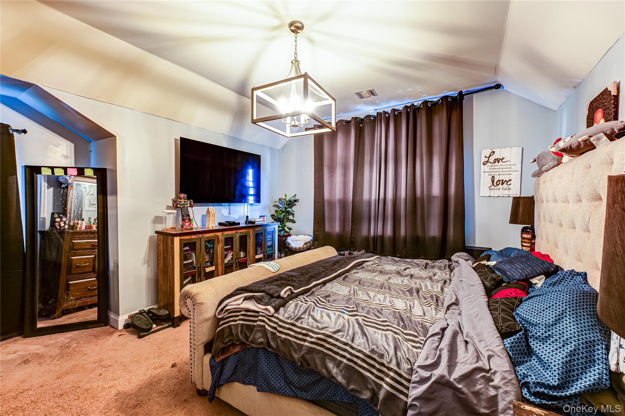 #10 photo, 44 Chauncey Lane, Coram , NY 11727