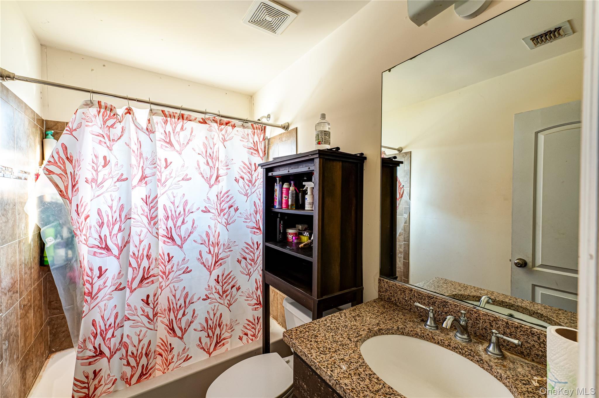 #11 photo, 44 Chauncey Lane, Coram , NY 11727