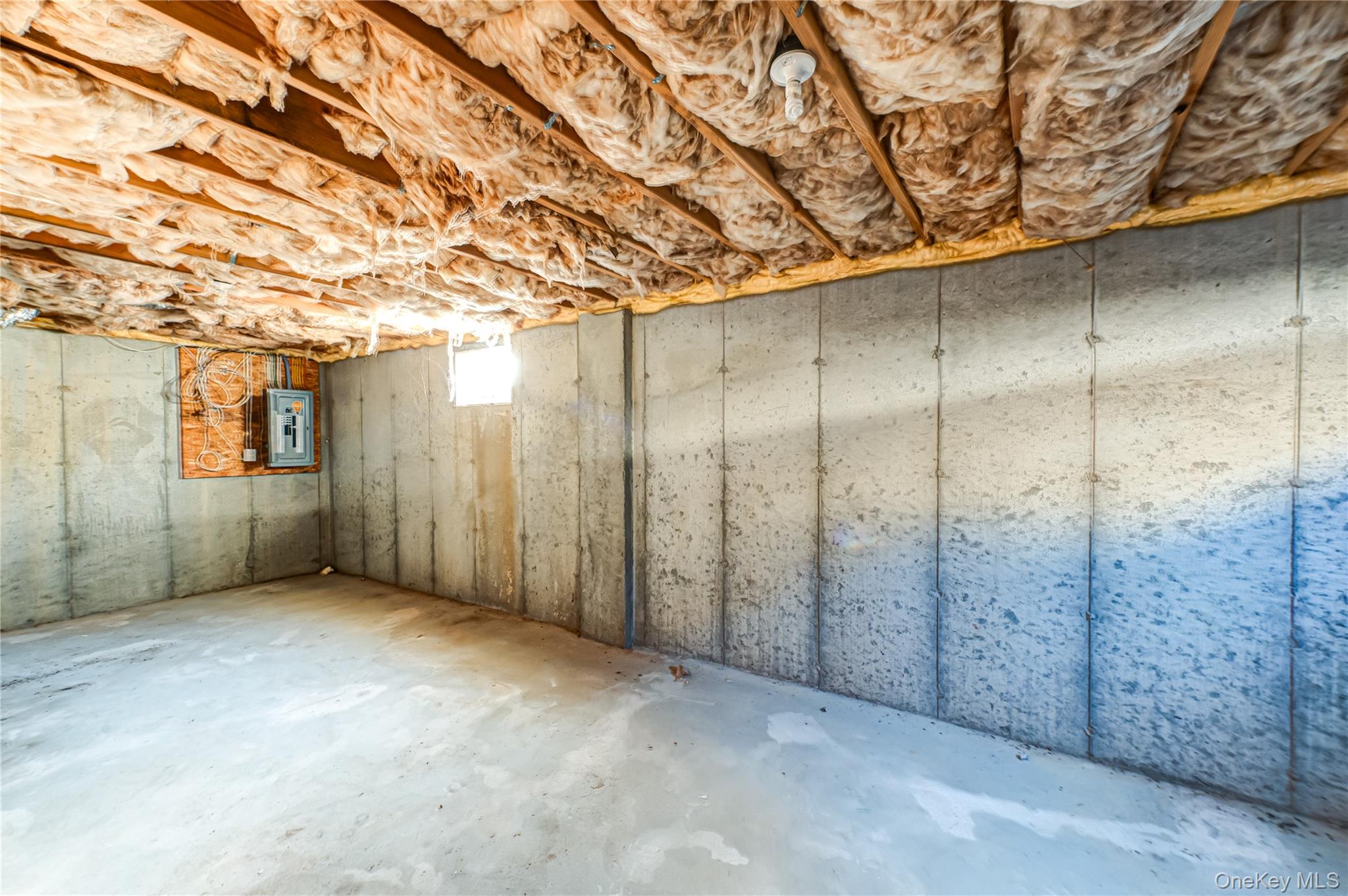 #17 photo, 44 Chauncey Lane, Coram , NY 11727