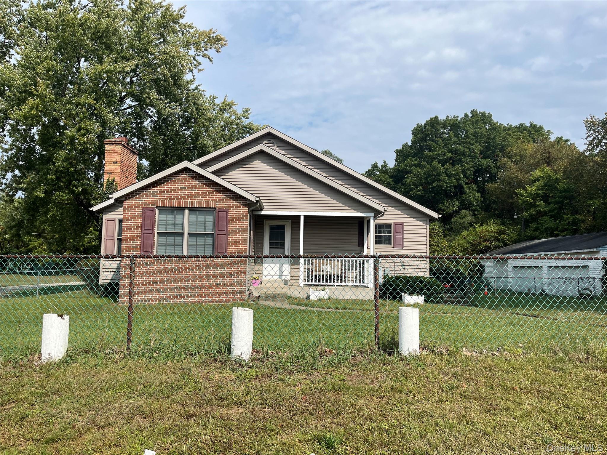 #2 photo, 44 Chauncey Lane, 東長島 科勒姆 Coram , NY 11727