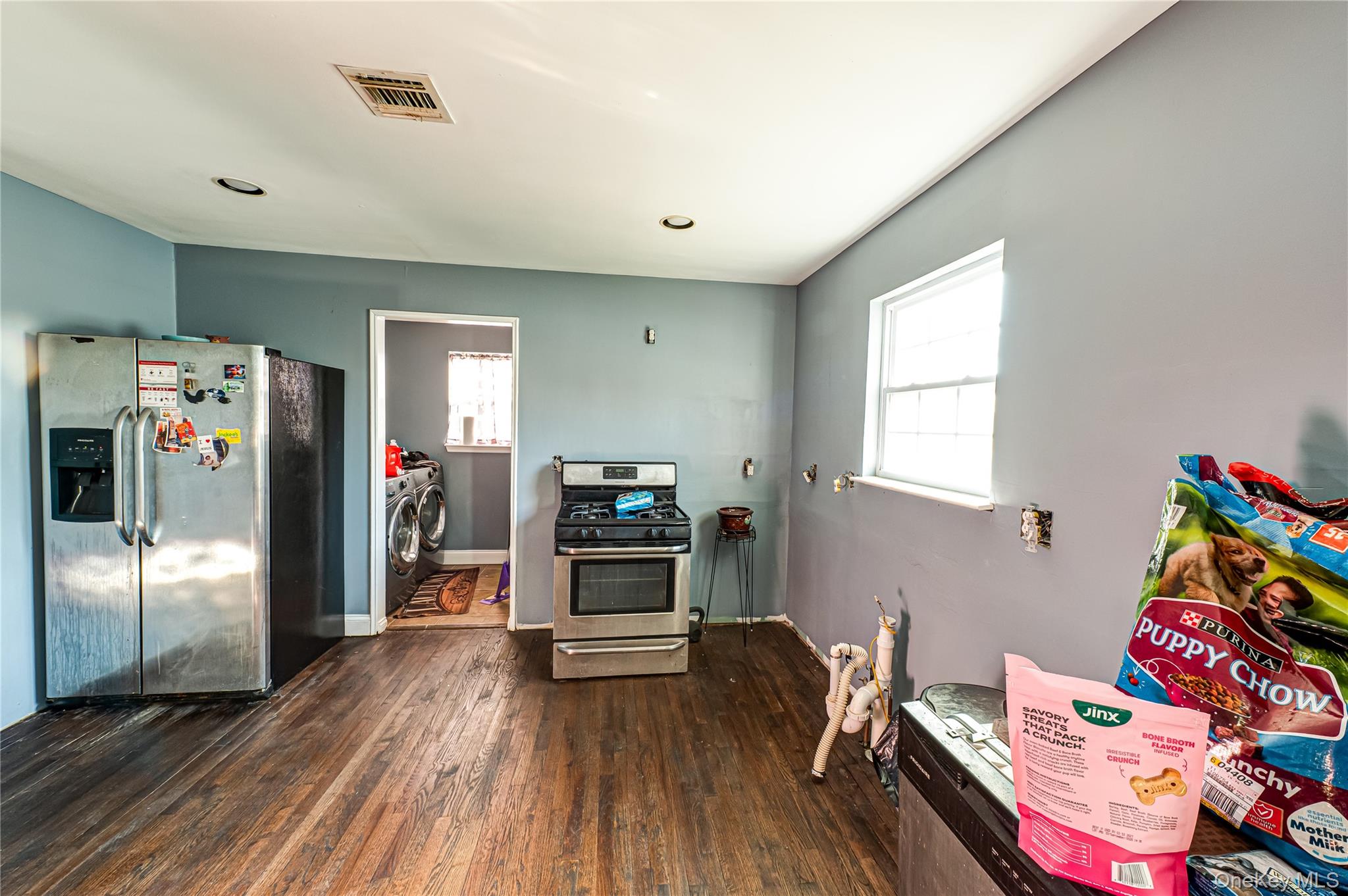 #5 photo, 44 Chauncey Lane, Coram , NY 11727