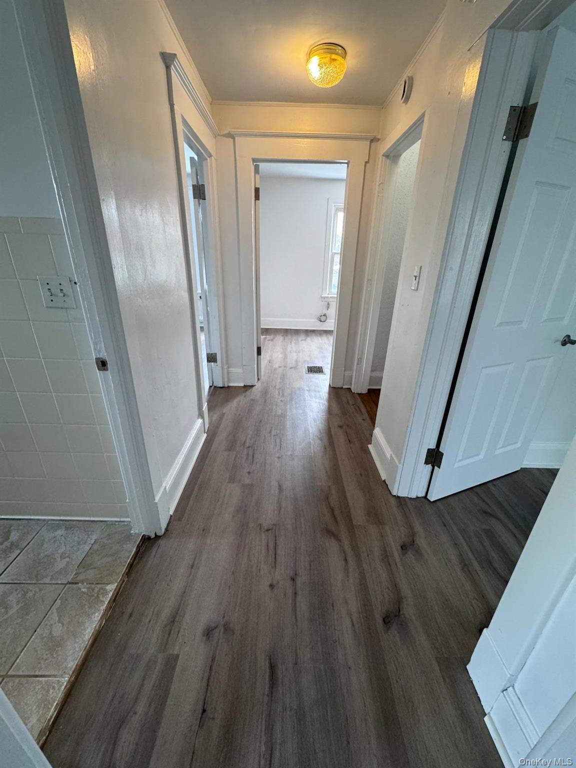 #20 photo, 709 Tower Avenue, Maybrook , NY 12543