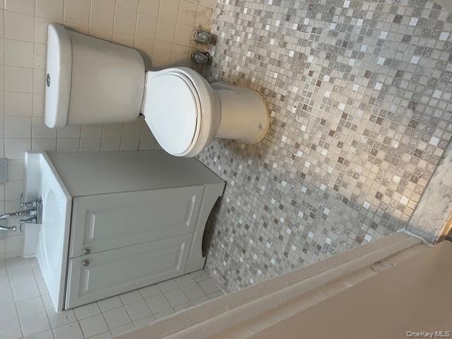 #6 photo, 103-05 101st Avenue, كوينز Ozone Park , NY 11416