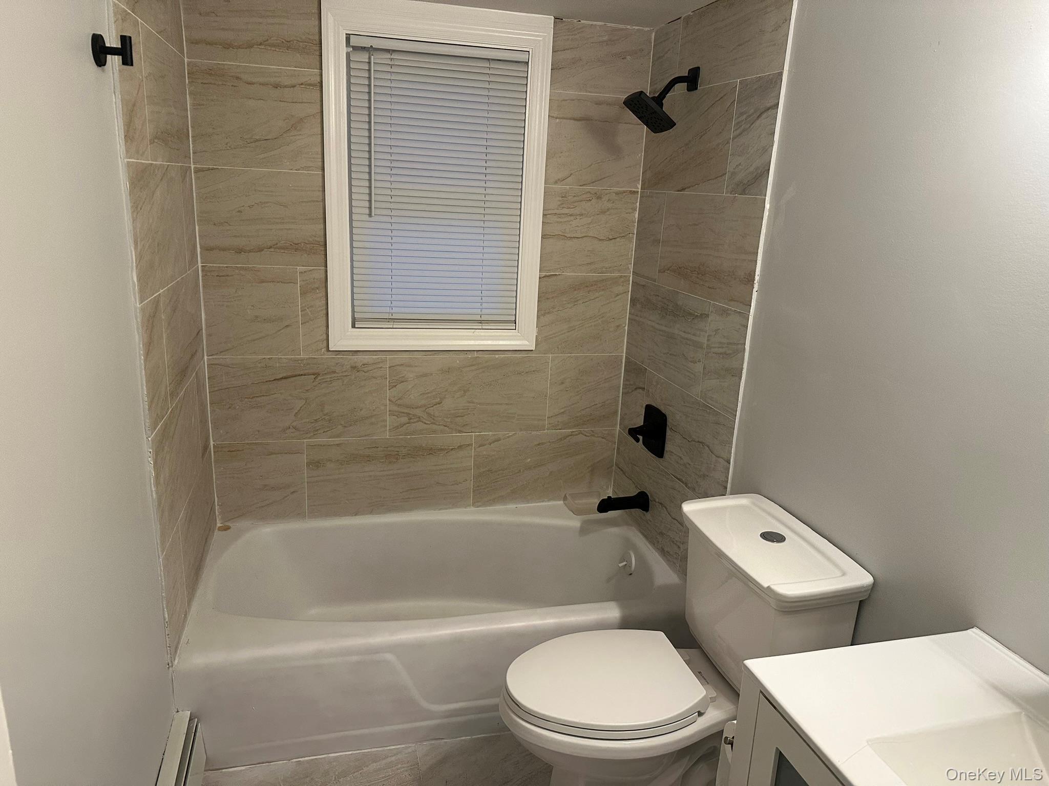 #7 photo, 136 Cary Place, Freeport , NY 11520