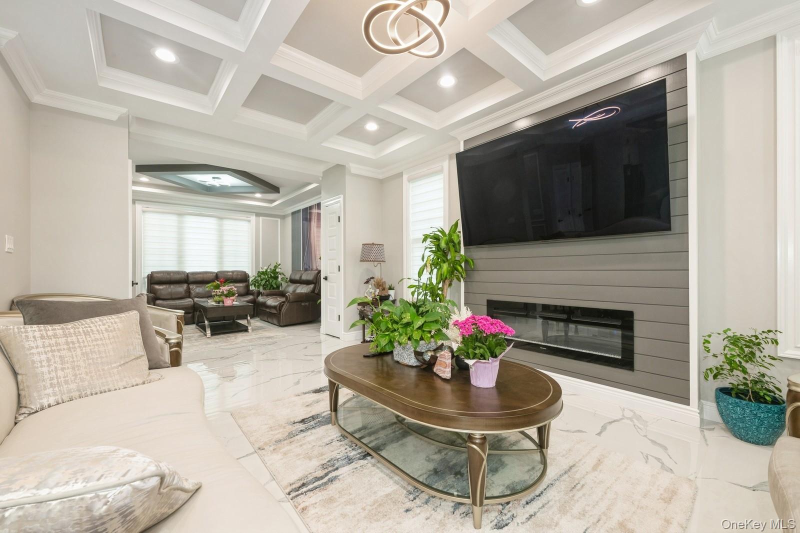 #9 photo, 215 Marguerite Ave, ناسو South Floral Park , NY 11001